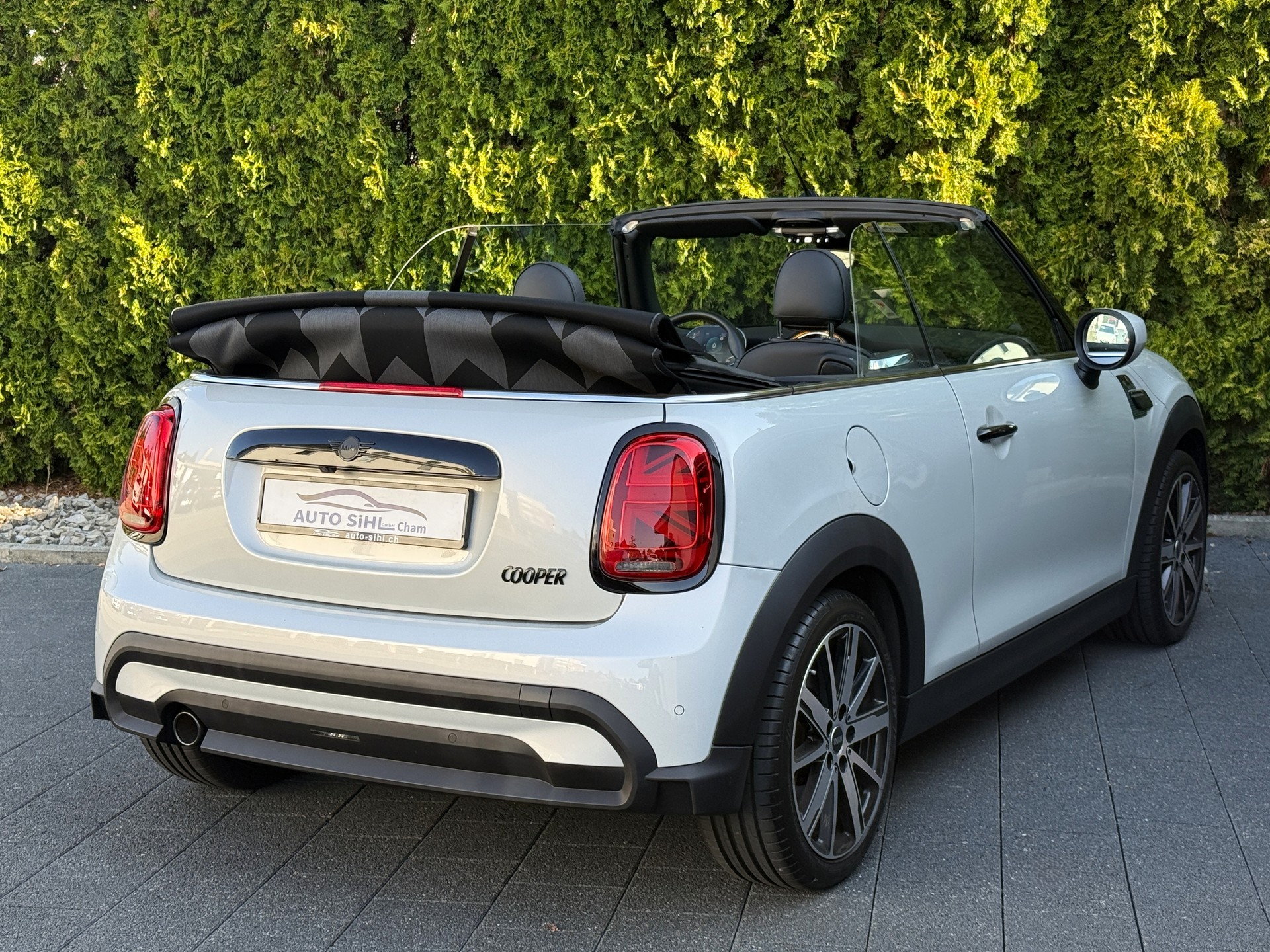 MINI Cooper Cabriolet DKG / Gratis Service / Digital Tacho-image-18