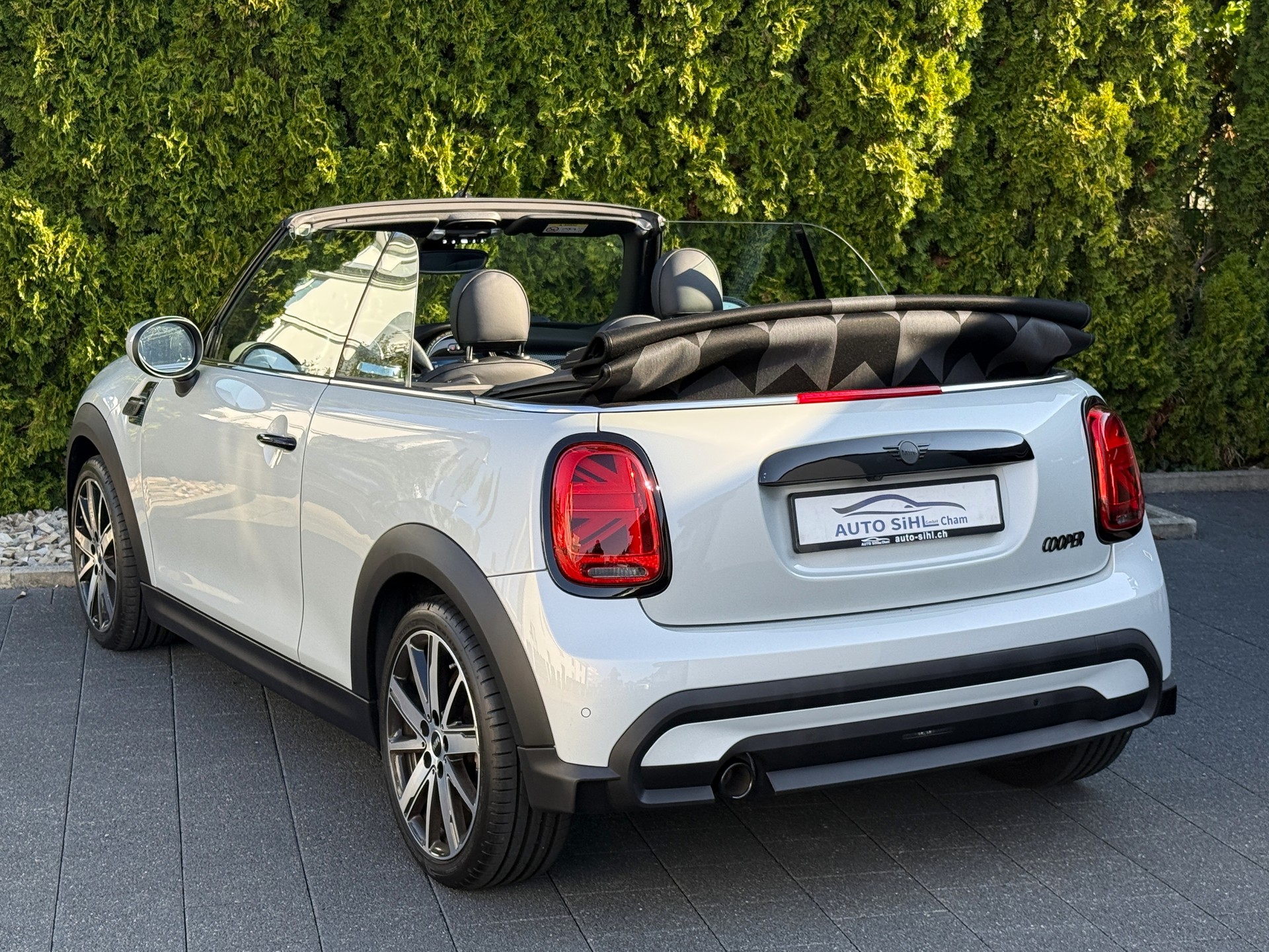 MINI Cooper Cabriolet DKG / Gratis Service / Digital Tacho-image-13