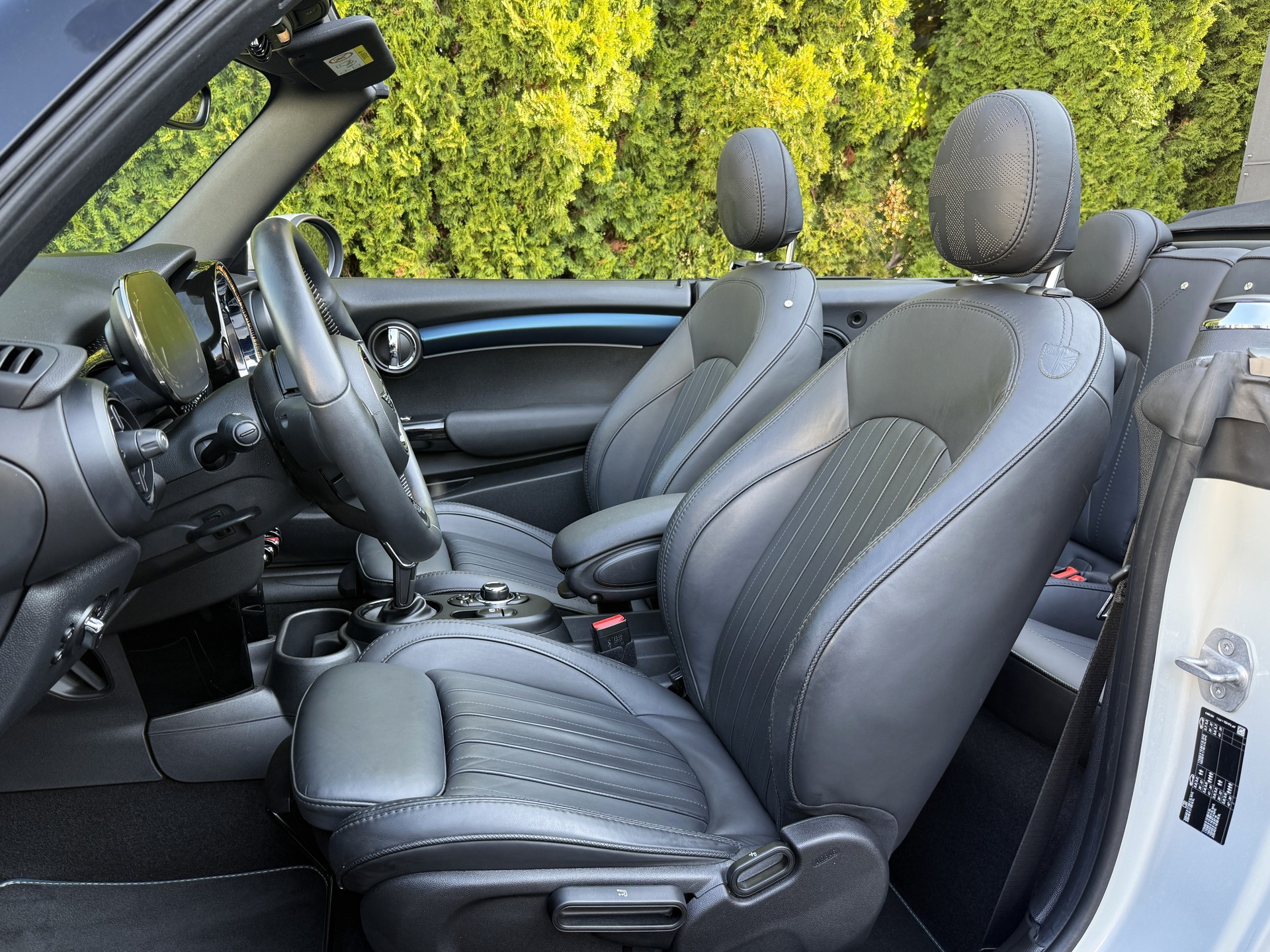 MINI Cooper Cabriolet DKG / Gratis Service / Digital Tacho-image-21