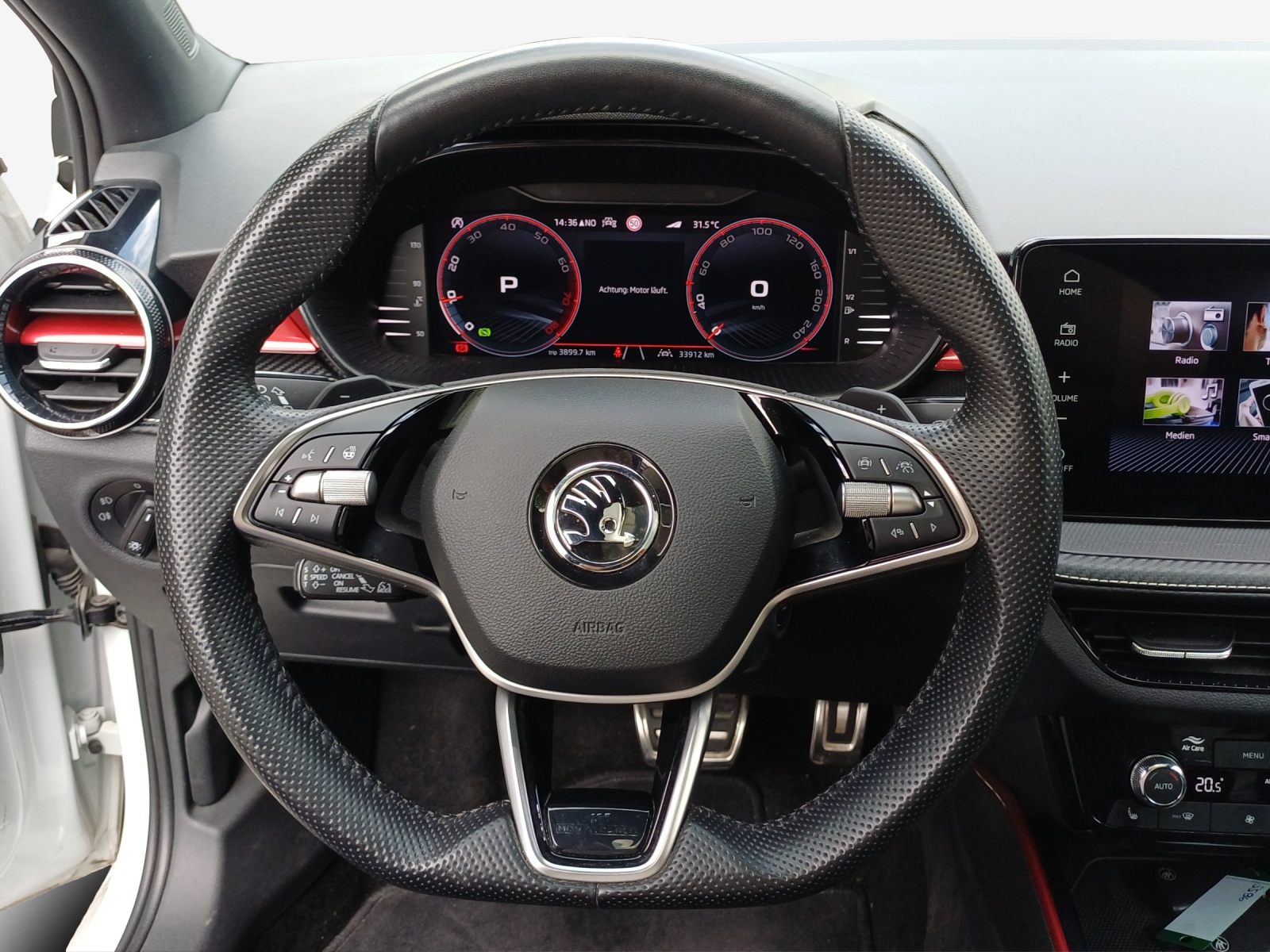 SKODA Fabia 1.5 TSI Monte Carlo DSG-image-9