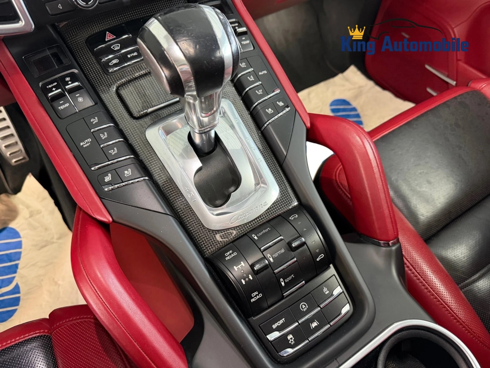 PORSCHE Cayenne Turbo S | AHK 3.5t. | Pano Dach | Sitz-Belüftung | RF-Kamera-image-18