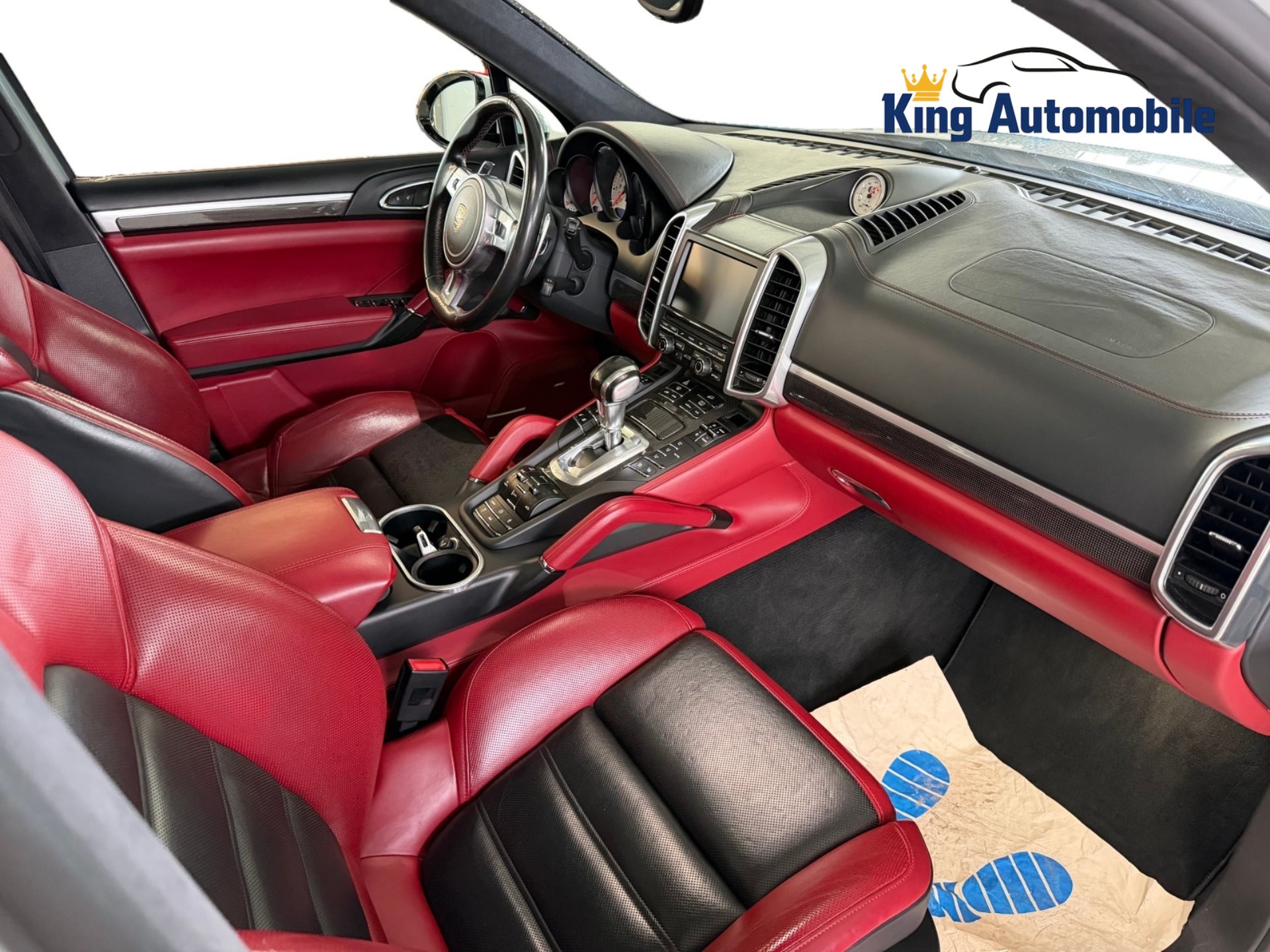 PORSCHE Cayenne Turbo S | AHK 3.5t. | Pano Dach | Sitz-Belüftung | RF-Kamera-image-8