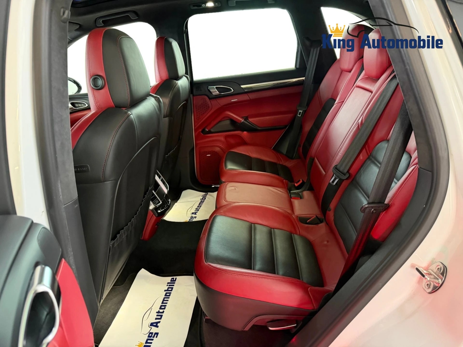 PORSCHE Cayenne Turbo S | AHK 3.5t. | Pano Dach | Sitz-Belüftung | RF-Kamera-image-9