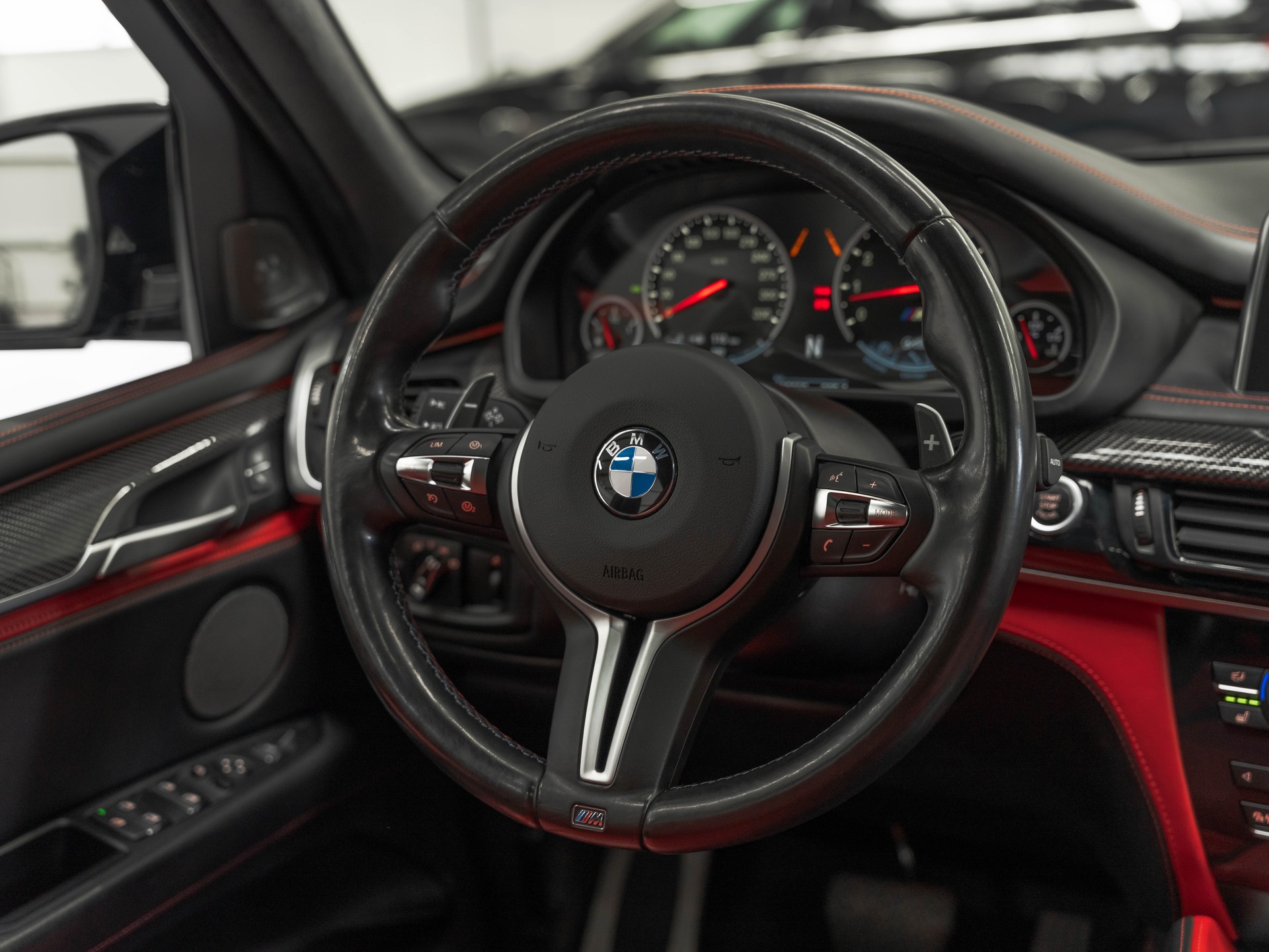 BMW X5M Steptronic-image-23