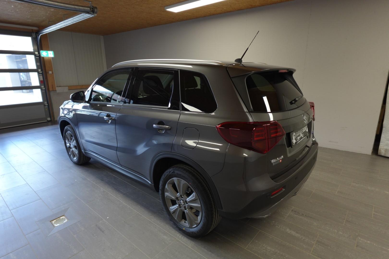 SUZUKI Vitara 1.4 T Compact+ Hybrid 4x4-image-12