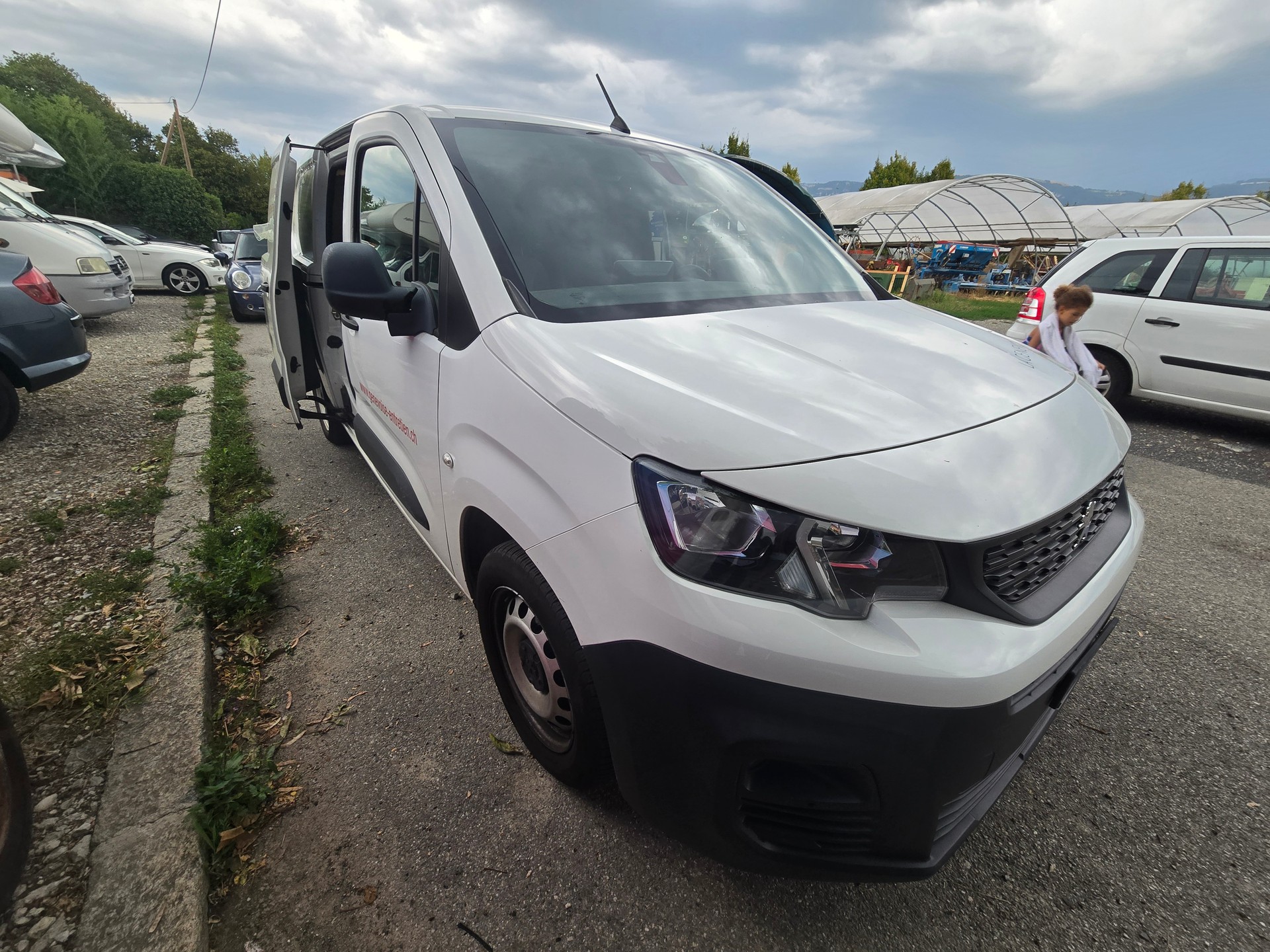 PEUGEOT Partner 1.6 Blue HDi s/s Grip Long 1000kg-image-2