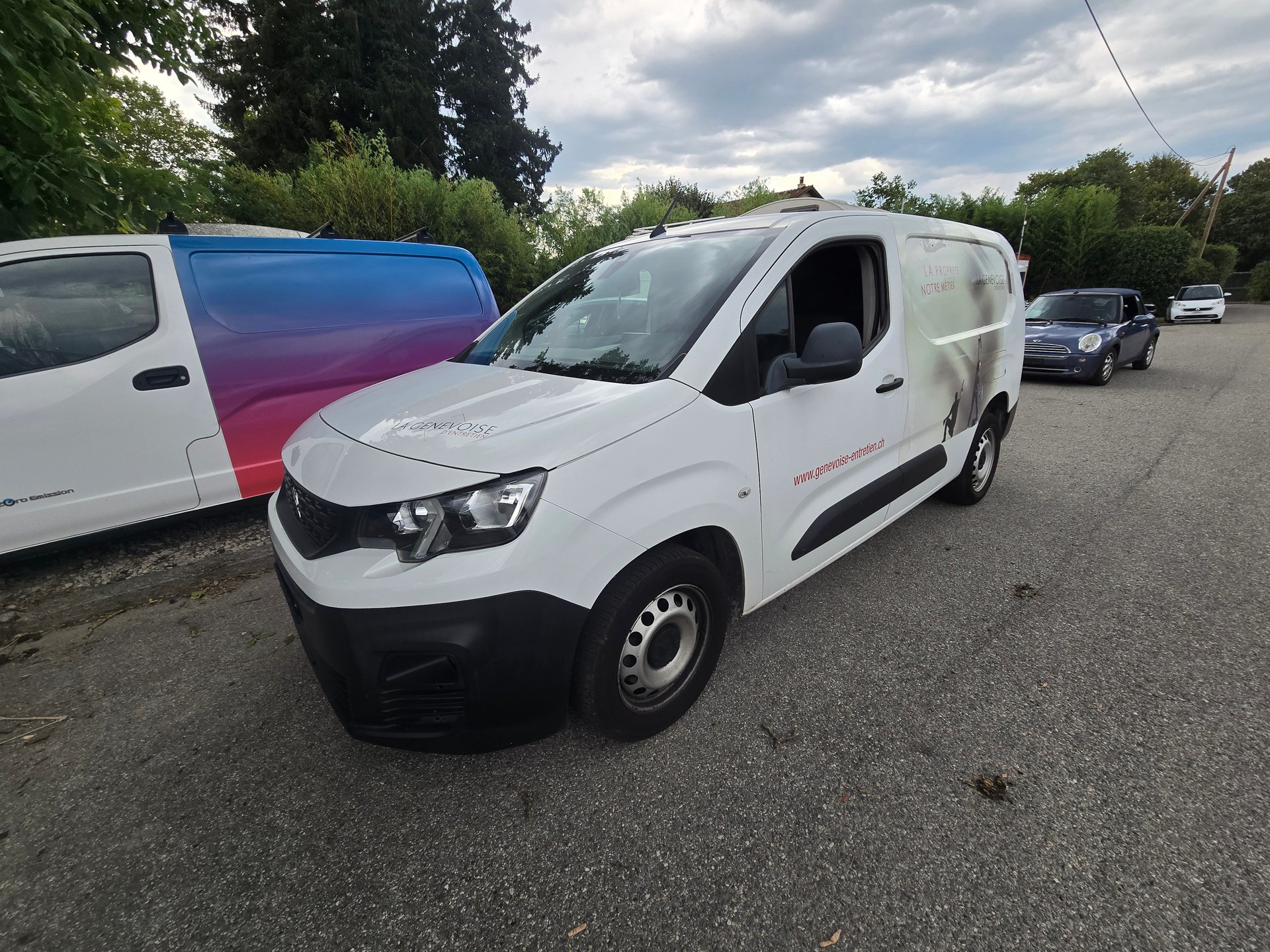 PEUGEOT Partner 1.6 Blue HDi s/s Grip Long 1000kg-image-1