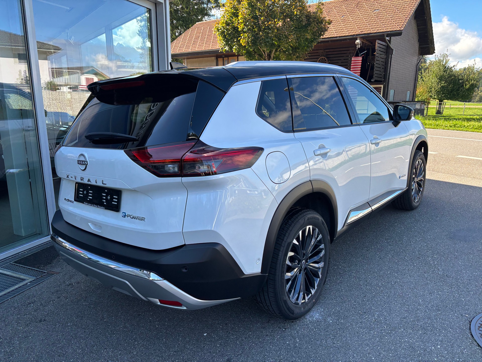 NISSAN X-Trail 1.5 e-Power 4WD Tekna+-image-3
