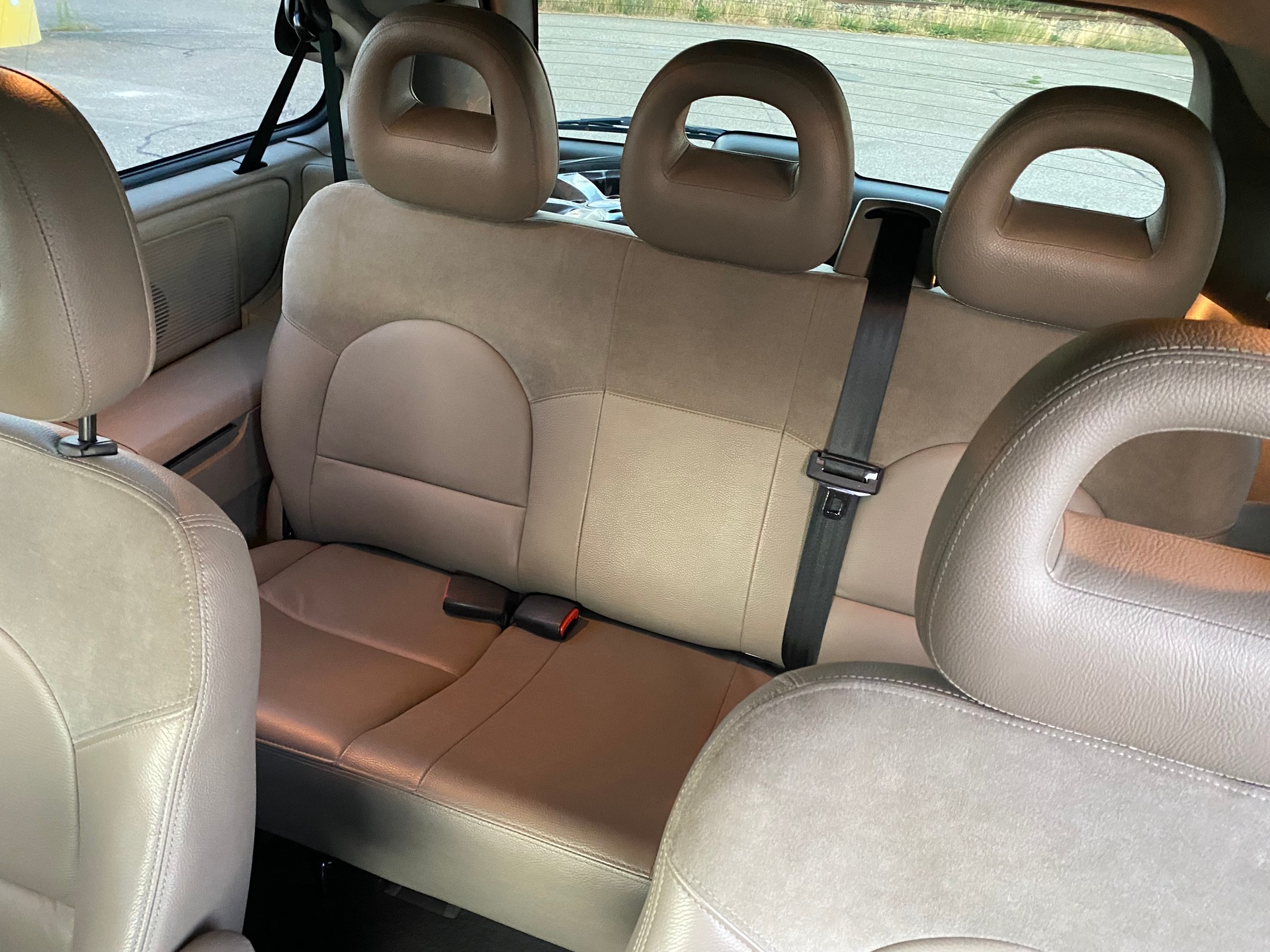 CHRYSLER Grand Voyager 3.3 LTD AWD Automatic-image-6