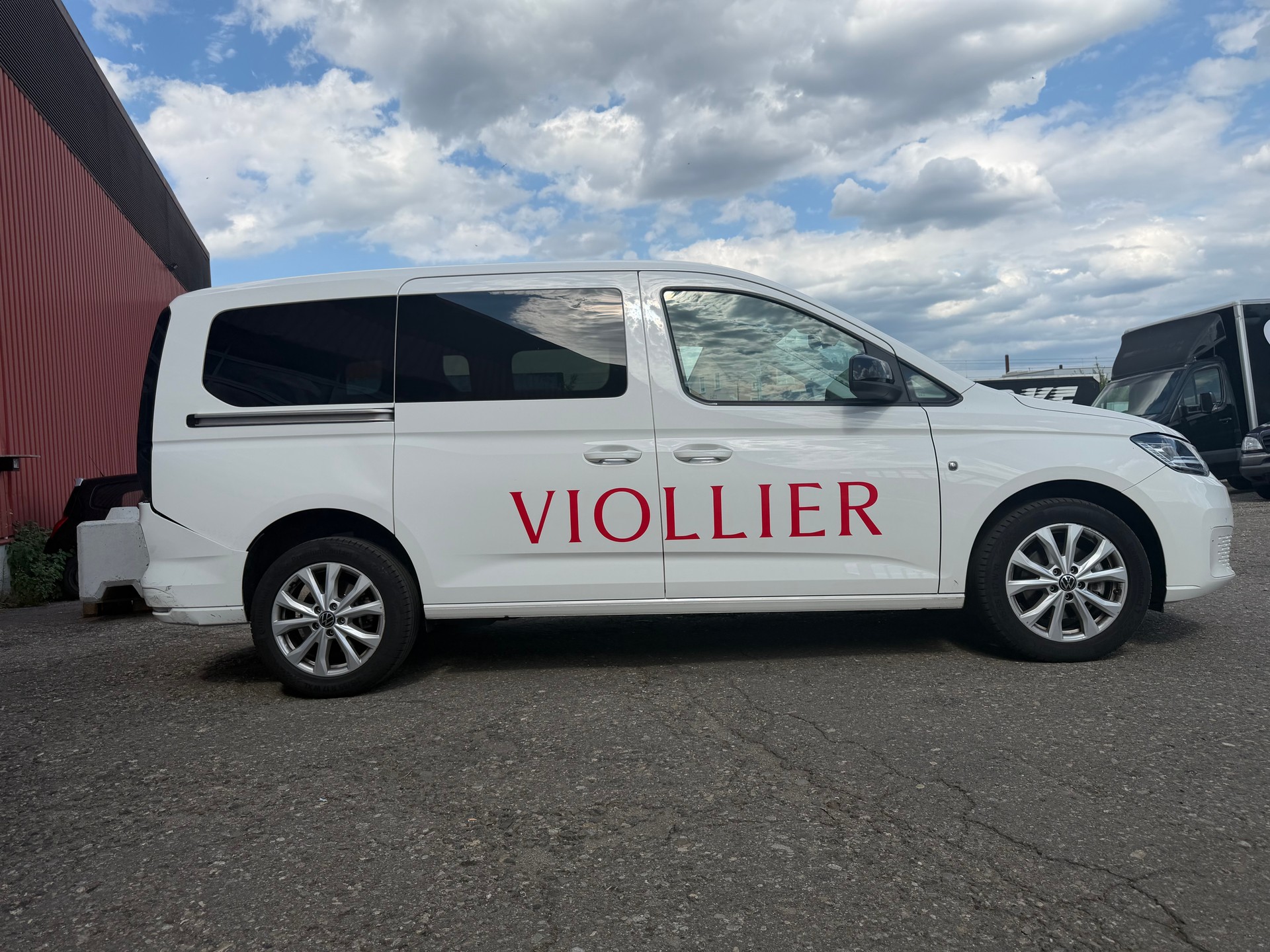 VW Caddy Cargo 2.0TDI Maxi DSG-image-10