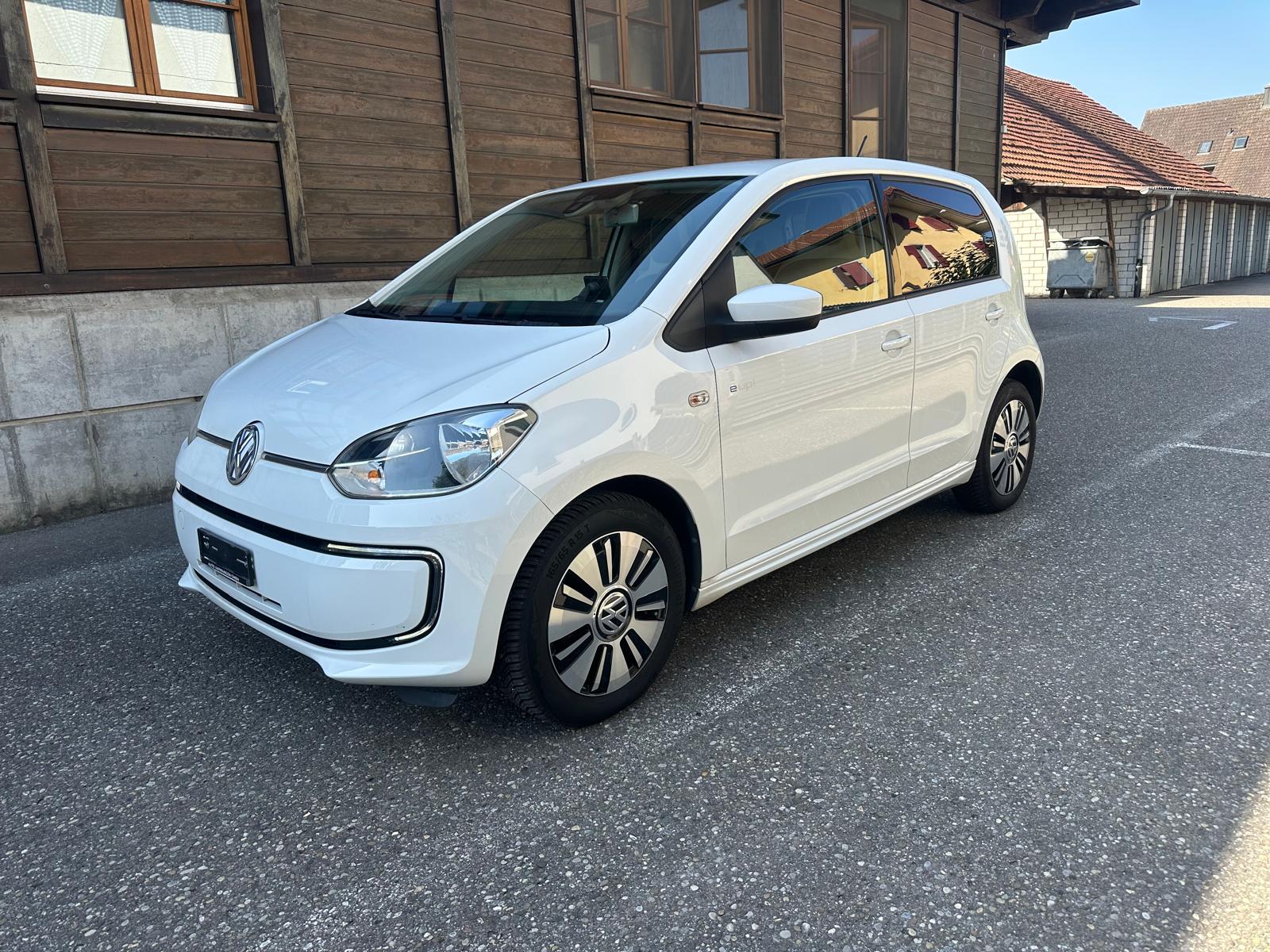 VW e-Up-showroom-element-1
