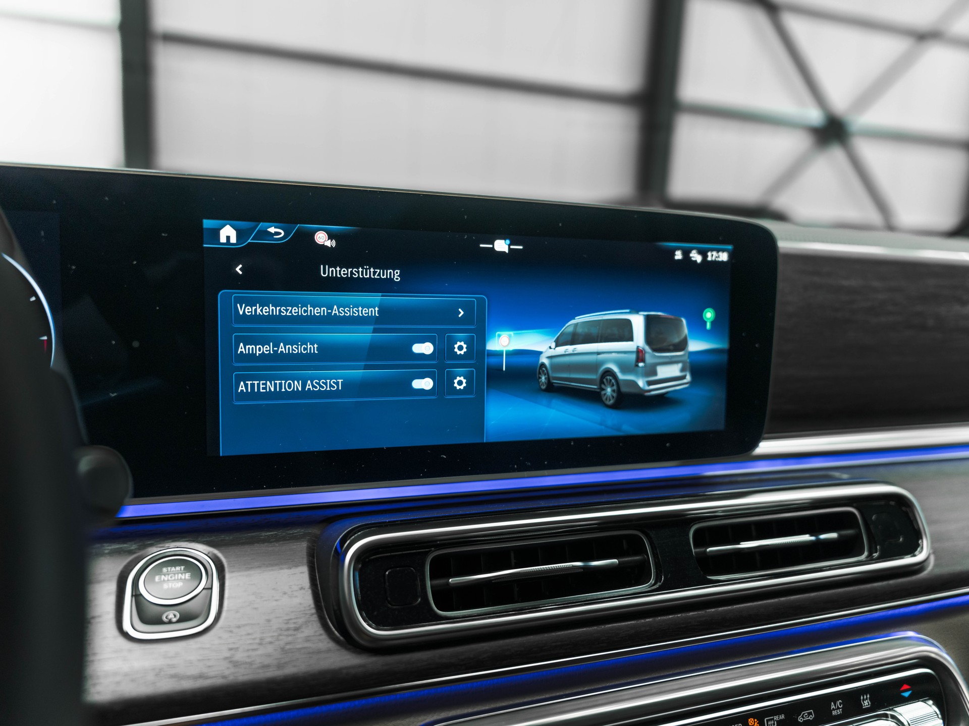 MERCEDES-BENZ V 300 d lang Exclusive 4Matic 9G-Tronic-image-27