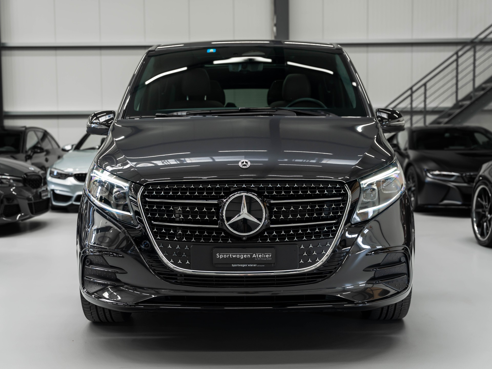MERCEDES-BENZ V 300 d lang Exclusive 4Matic 9G-Tronic-image-5