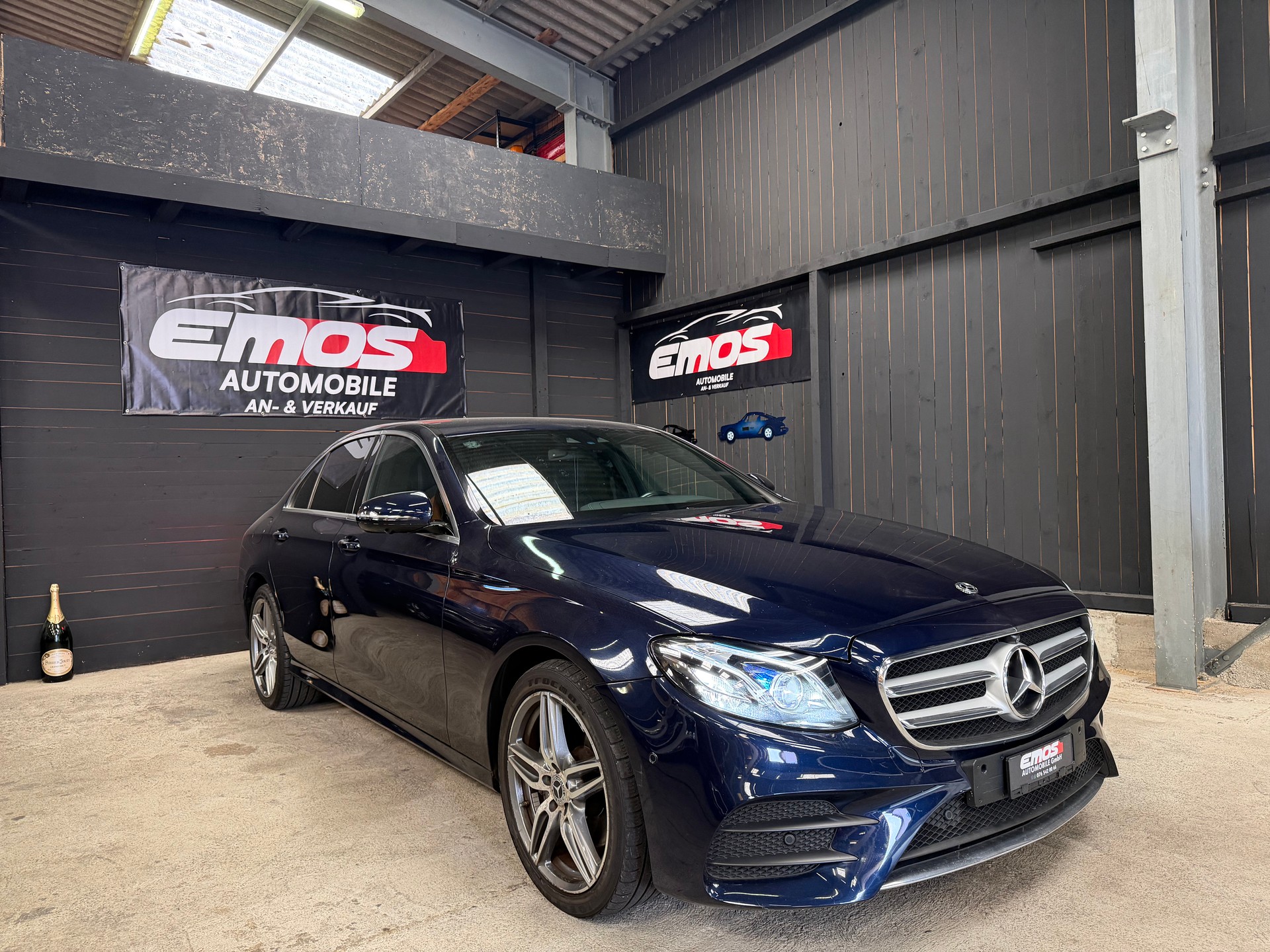 MERCEDES-BENZ E 220 d AMG Line 9G-Tronic-image-0
