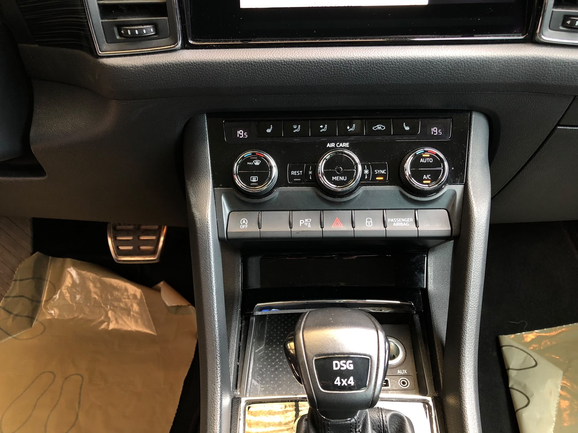 SKODA Kodiaq 2.0 TSI Style DSG 4x4-image-4