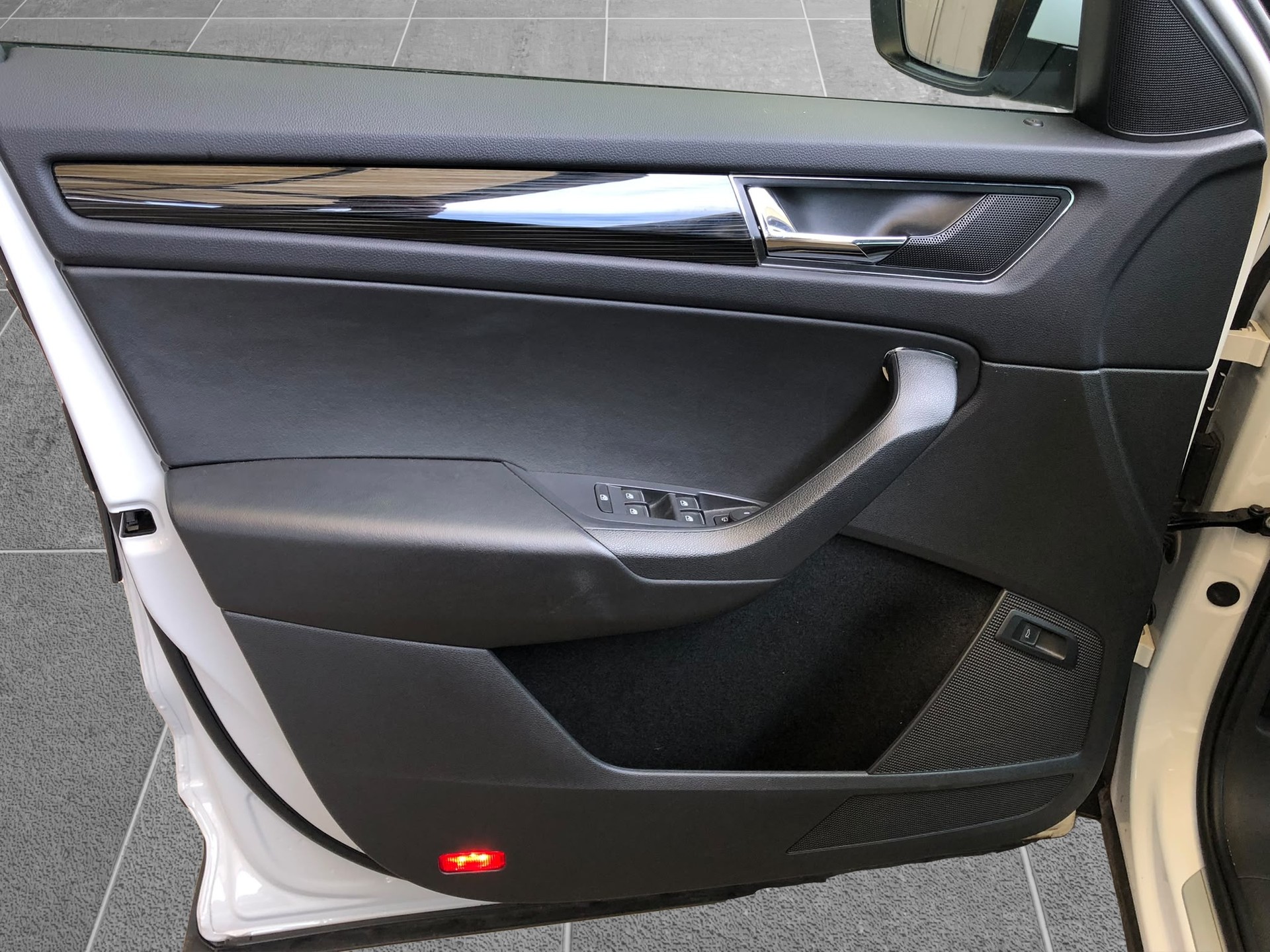 SKODA Kodiaq 2.0 TSI Style DSG 4x4-image-5