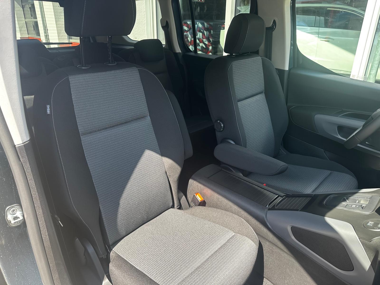 TOYOTA Proace City Verso L2 1.5 HDi 130 Style-image-14