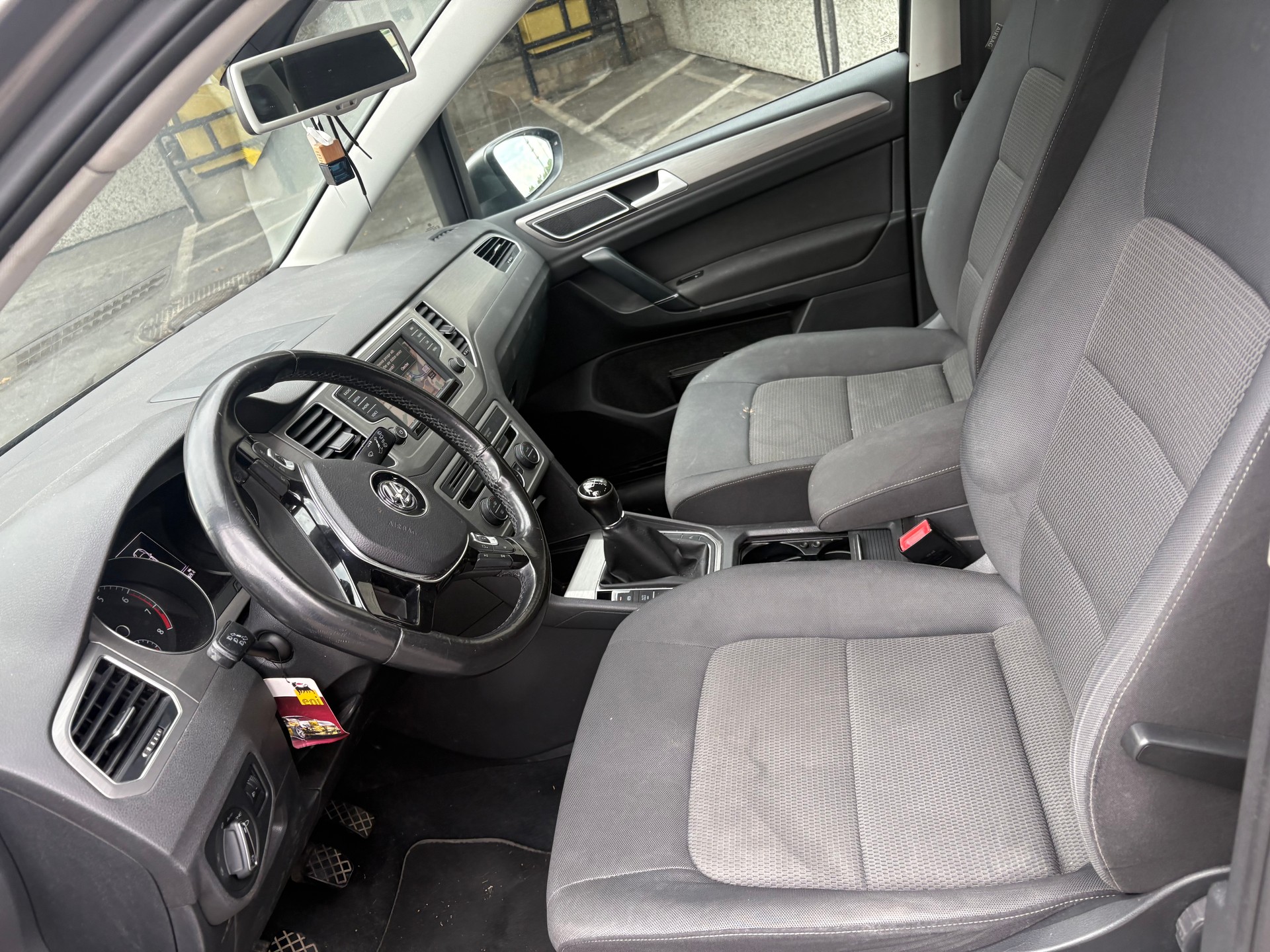 VW Golf Sportsvan 1.2 TSI Comfortline-image-9