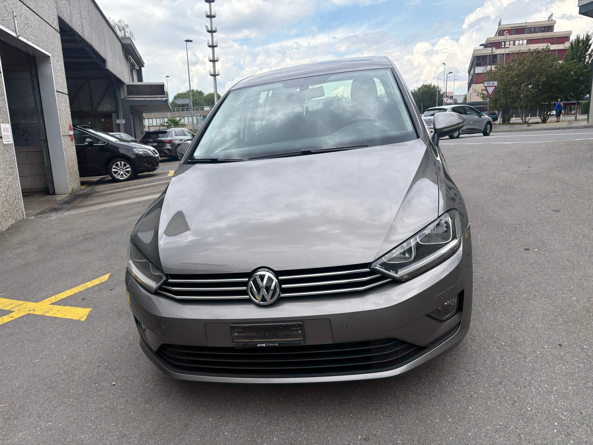 VW Golf Sportsvan 1.2 TSI Comfortline-image-0
