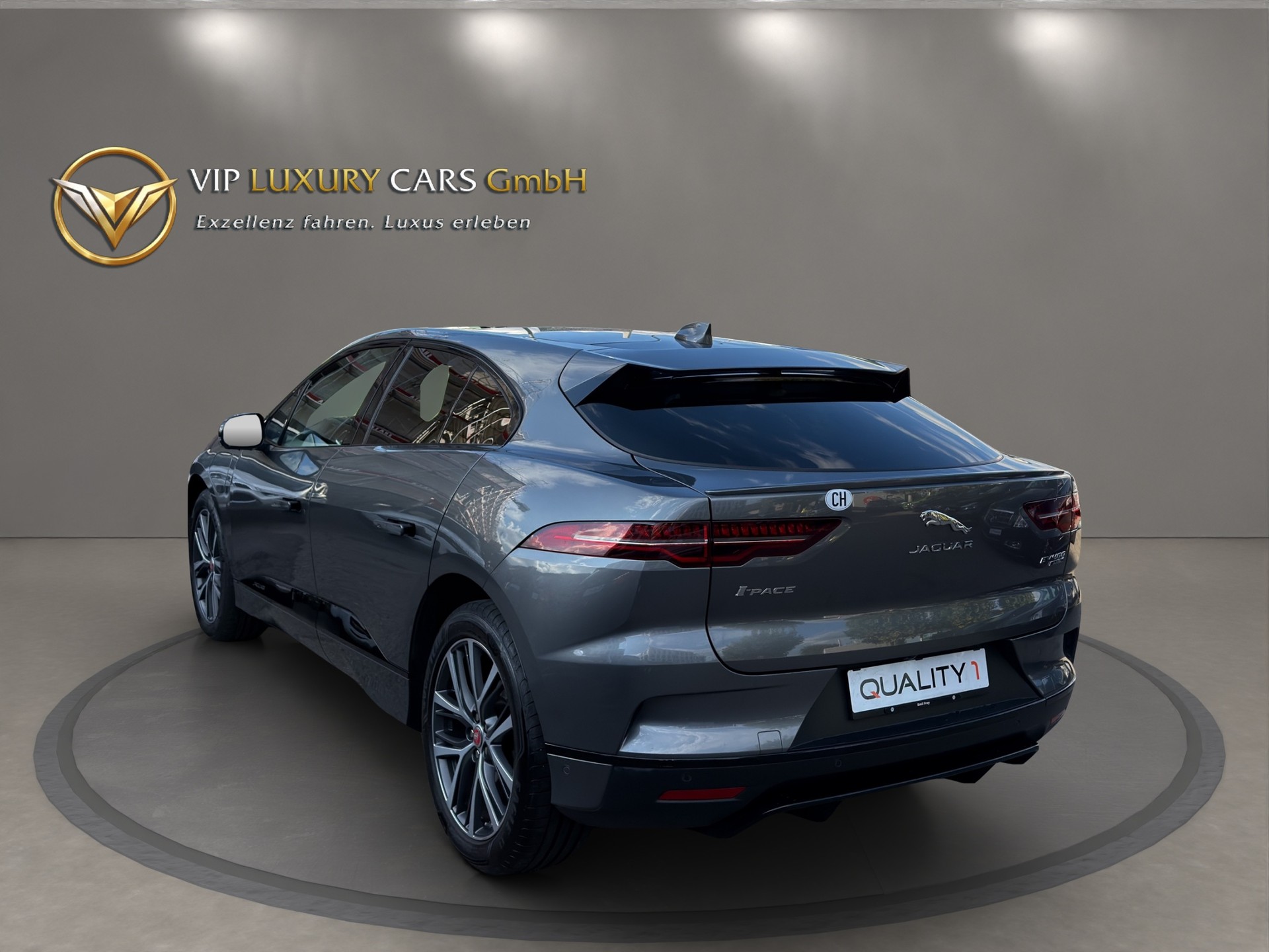 JAGUAR I-Pace EV400 First Edition AWD-image-5