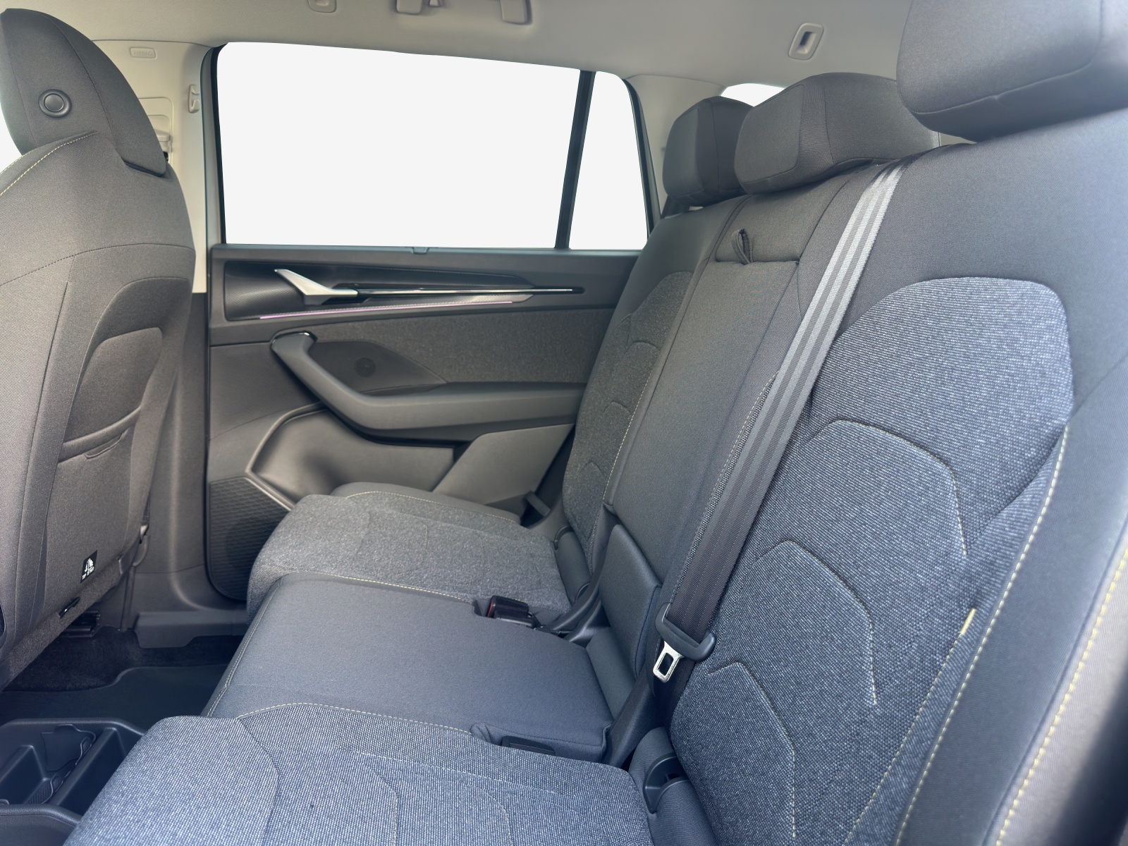 SKODA Kodiaq 2.0 TSI Dynamic 4x4-image-11