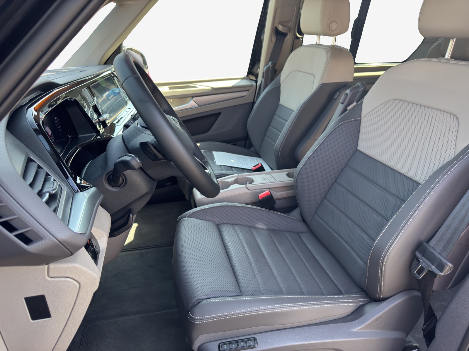 VW Multivan 1.5 eHybrid Style Liberty 4Motion DSG-image-7
