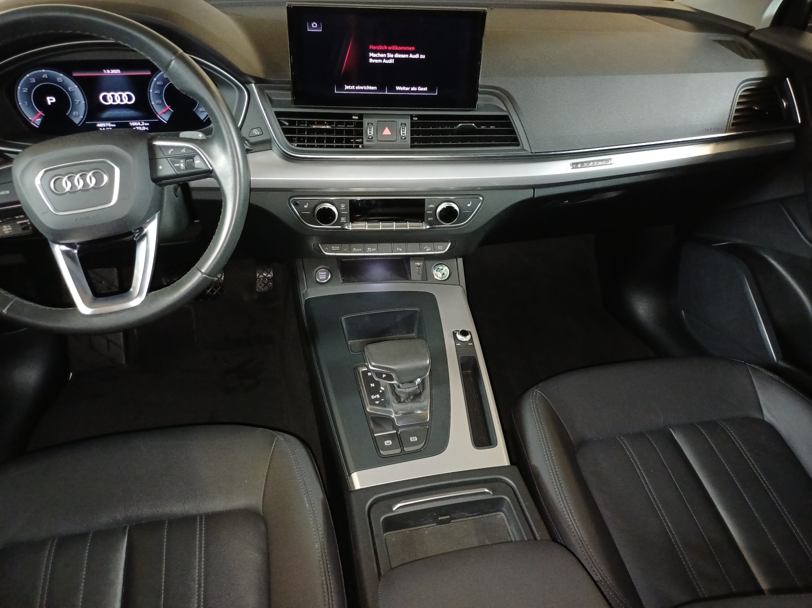 AUDI Q5 45 TFSI S-line quattro S-tronic-image-10