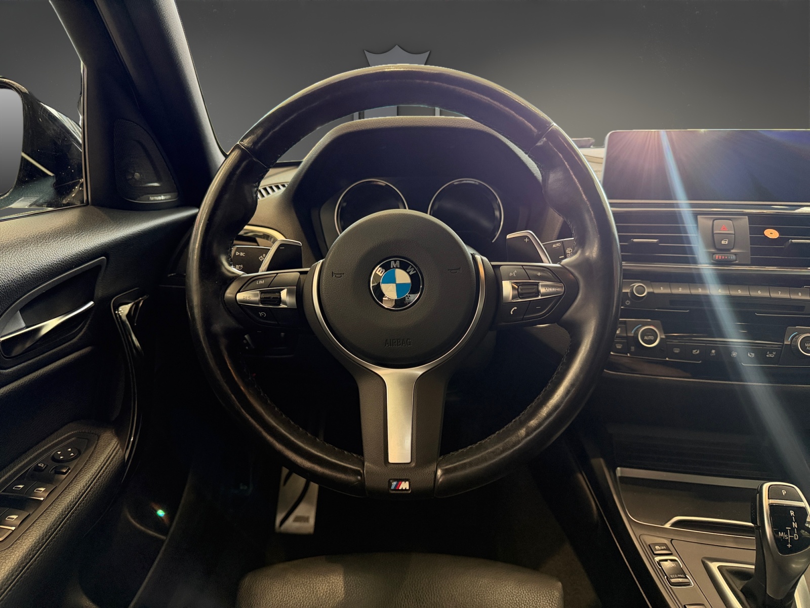 BMW M140i xDrive Steptronic-image-12