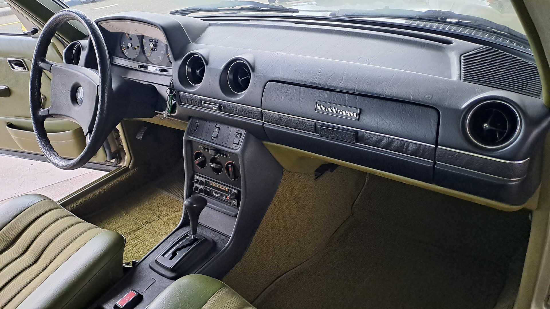 MERCEDES-BENZ 250-image-13