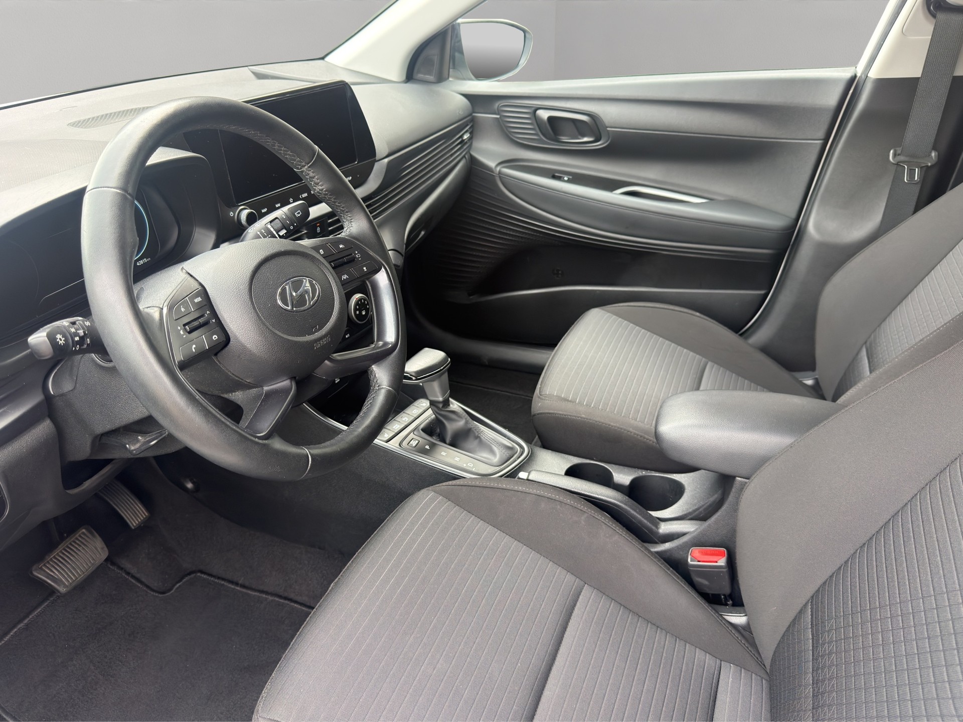 HYUNDAI i20 1.0 T-GDi Amplia DCT-image-6