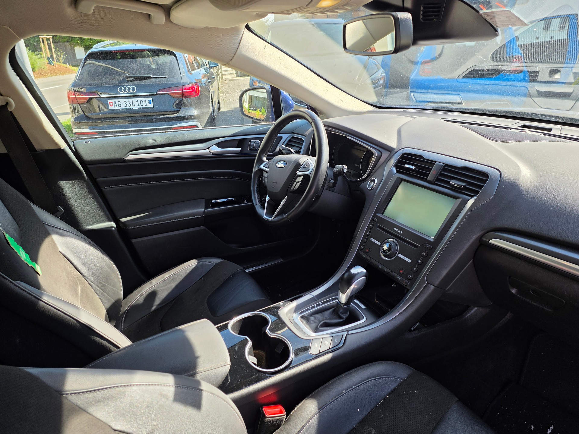 FORD Mondeo 2.0 EcoBoost SCTi Titanium Automatic-image-7