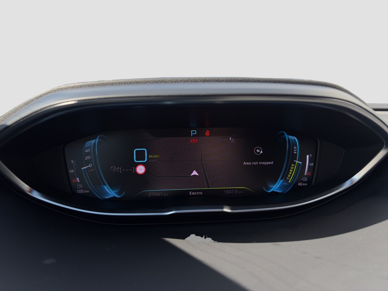 PEUGEOT 3008 1.6 Plug-in Hybrid4 GT-image-14