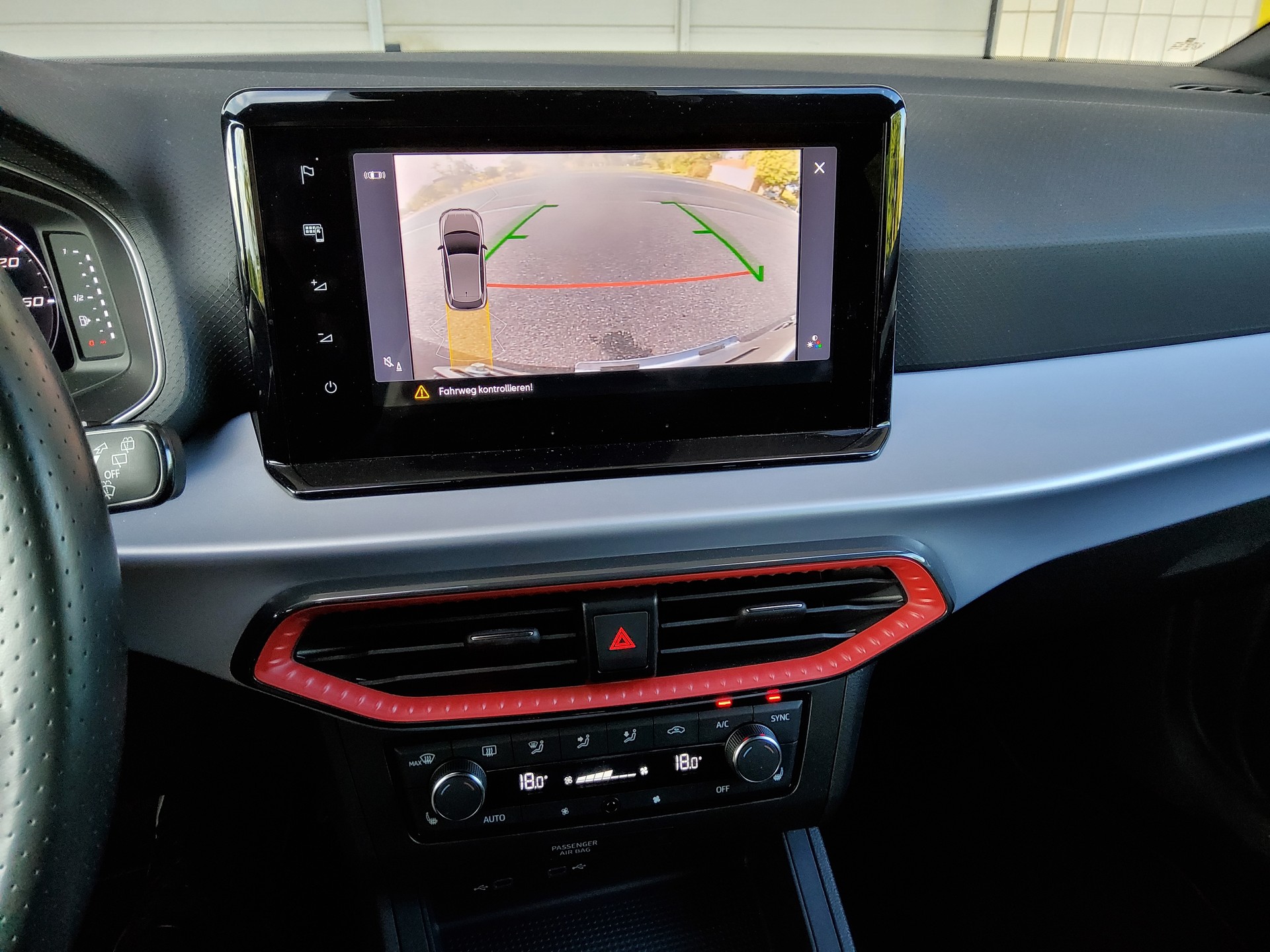 SEAT Ibiza 1.0 EcoTSI Hola FR DSG-image-10