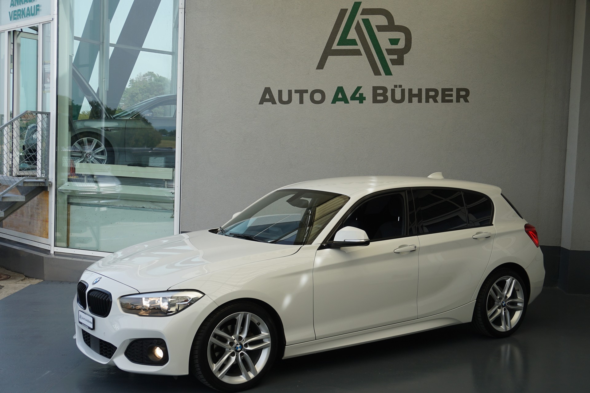 BMW 118i M Sport-image-3
