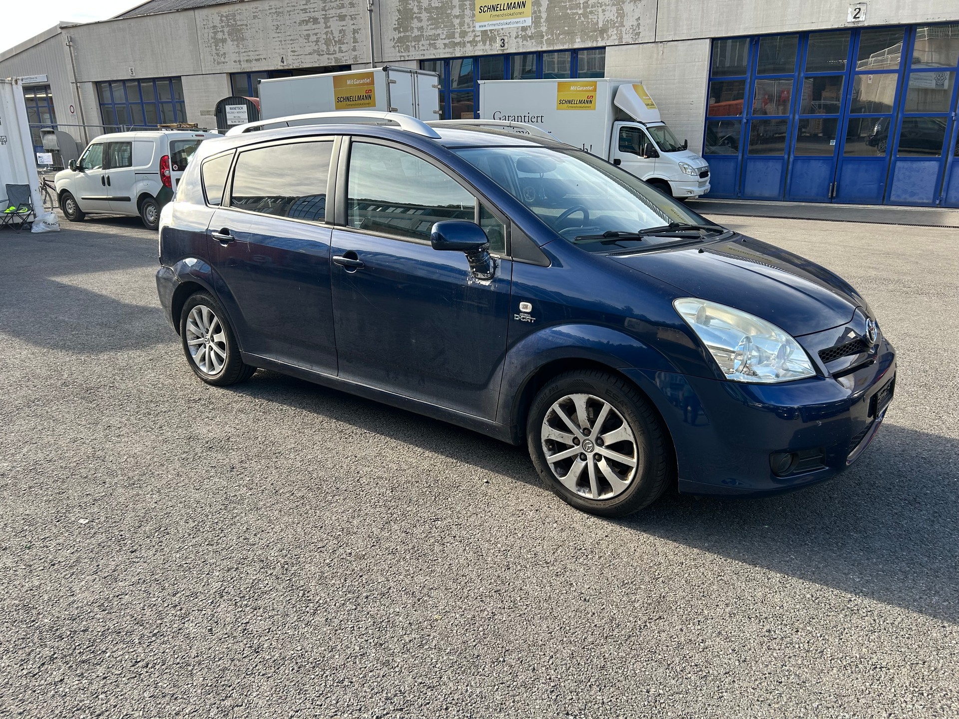 TOYOTA Corolla Verso 2.2 D-4D CleanP. Linea Sol Prem.-image-2