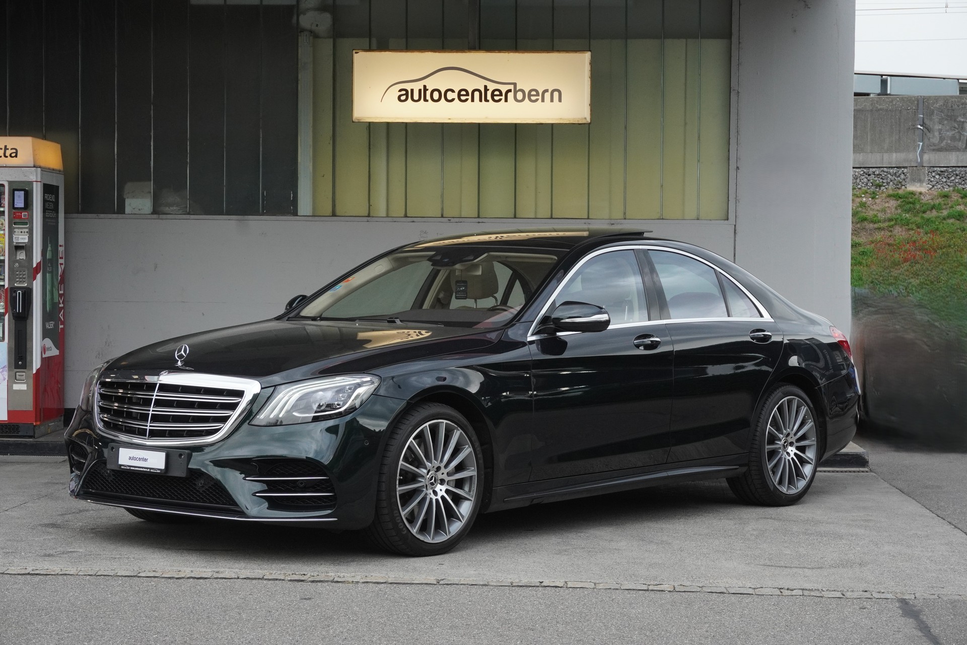 MERCEDES-BENZ S 560 4Matic 9G-Tronic-image-0