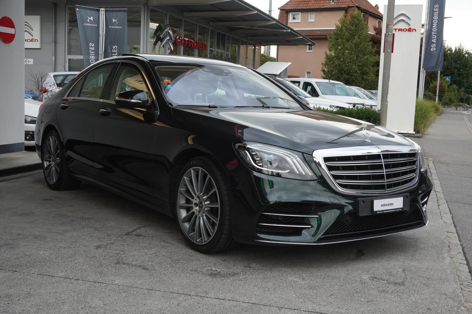 MERCEDES-BENZ S 560 4Matic 9G-Tronic-image-3