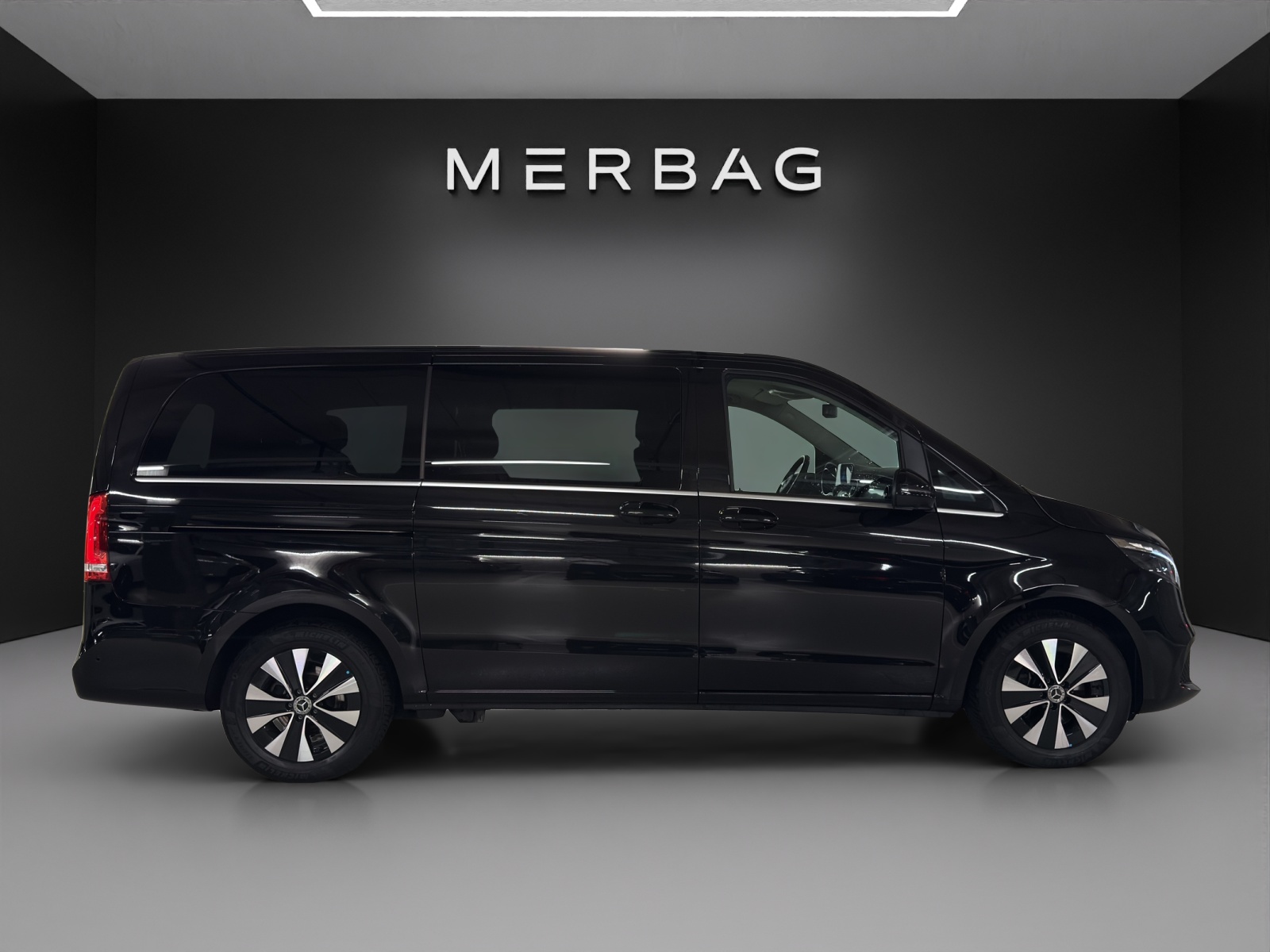 MERCEDES-BENZ V 250 d lang Avantgarde 4Matic G-Tronic-image-4