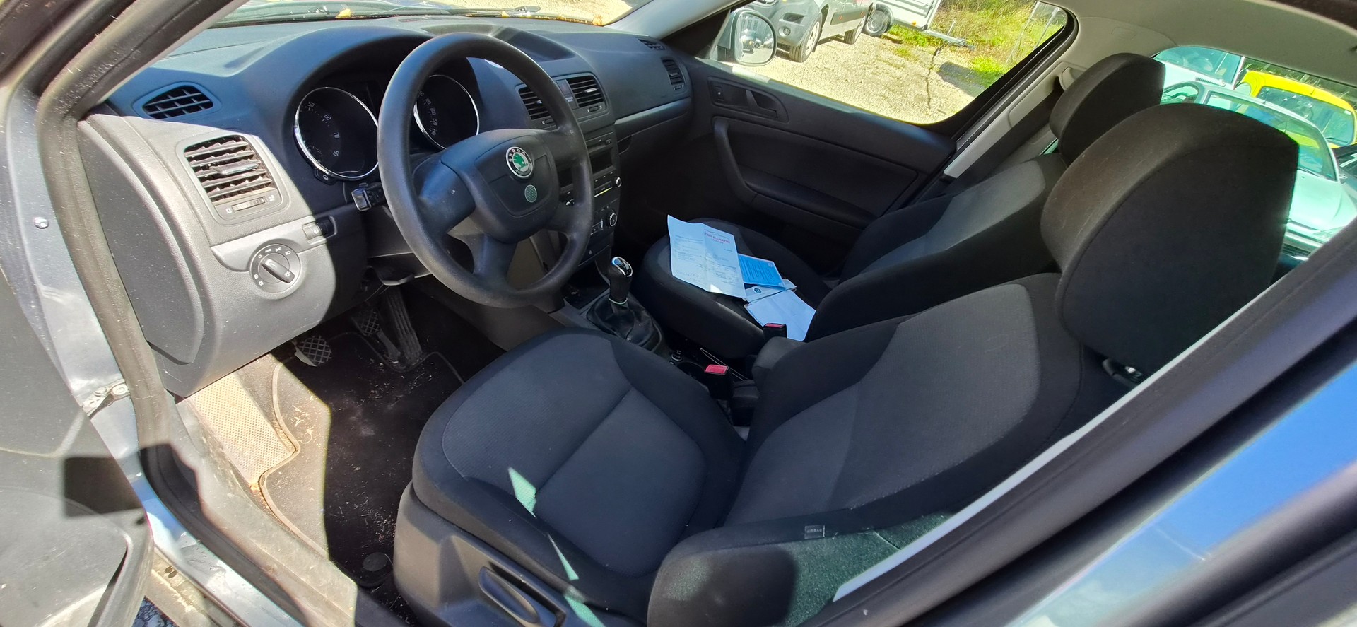 SKODA Yeti 1.8 TSI Ambition 4x4-image-4