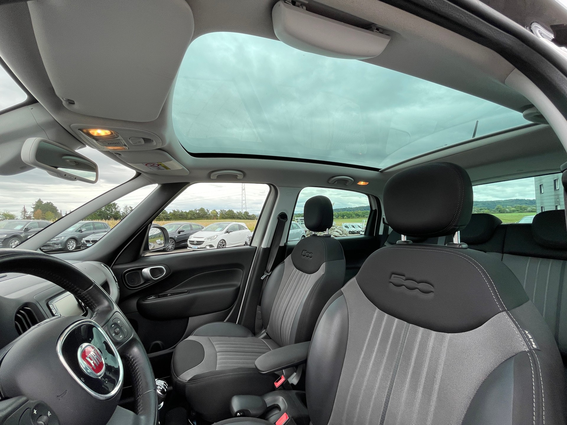 FIAT 500L 1.4 TB 16V Lounge-image-12