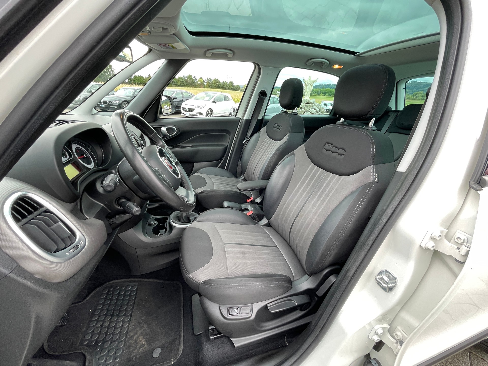 FIAT 500L 1.4 TB 16V Lounge-image-11
