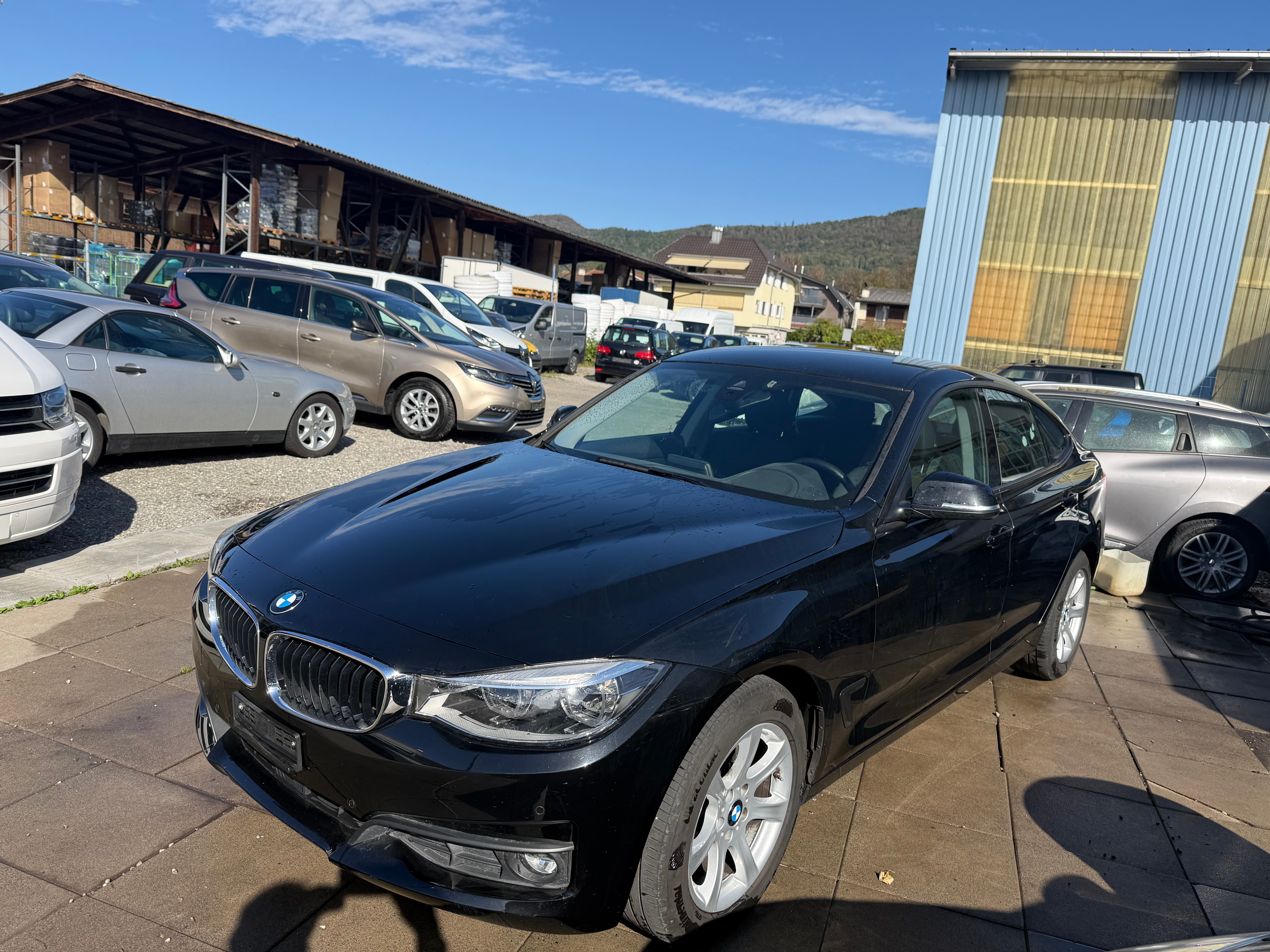 Car photo