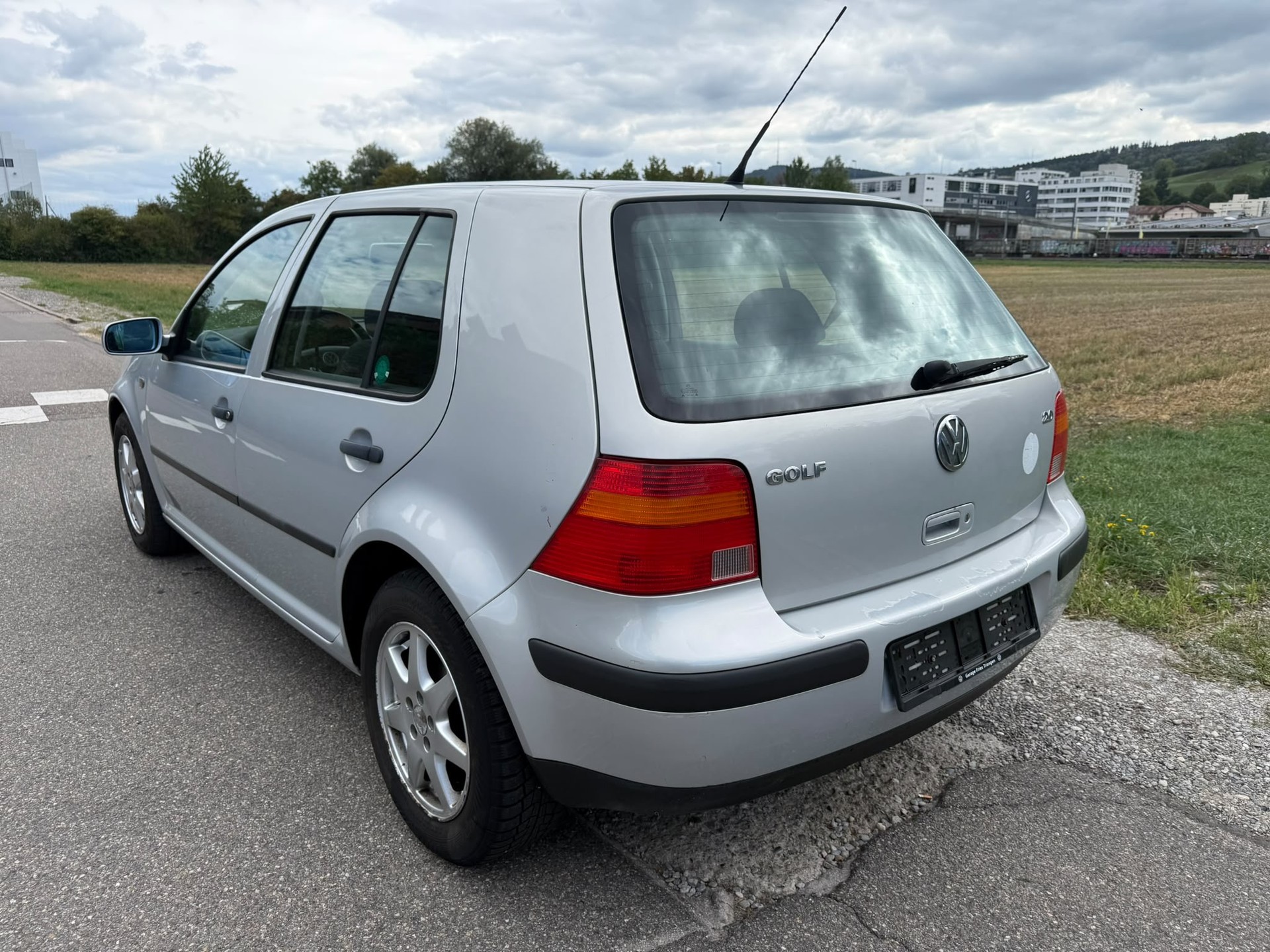 VW Golf 2.0 Comfortline-image-4