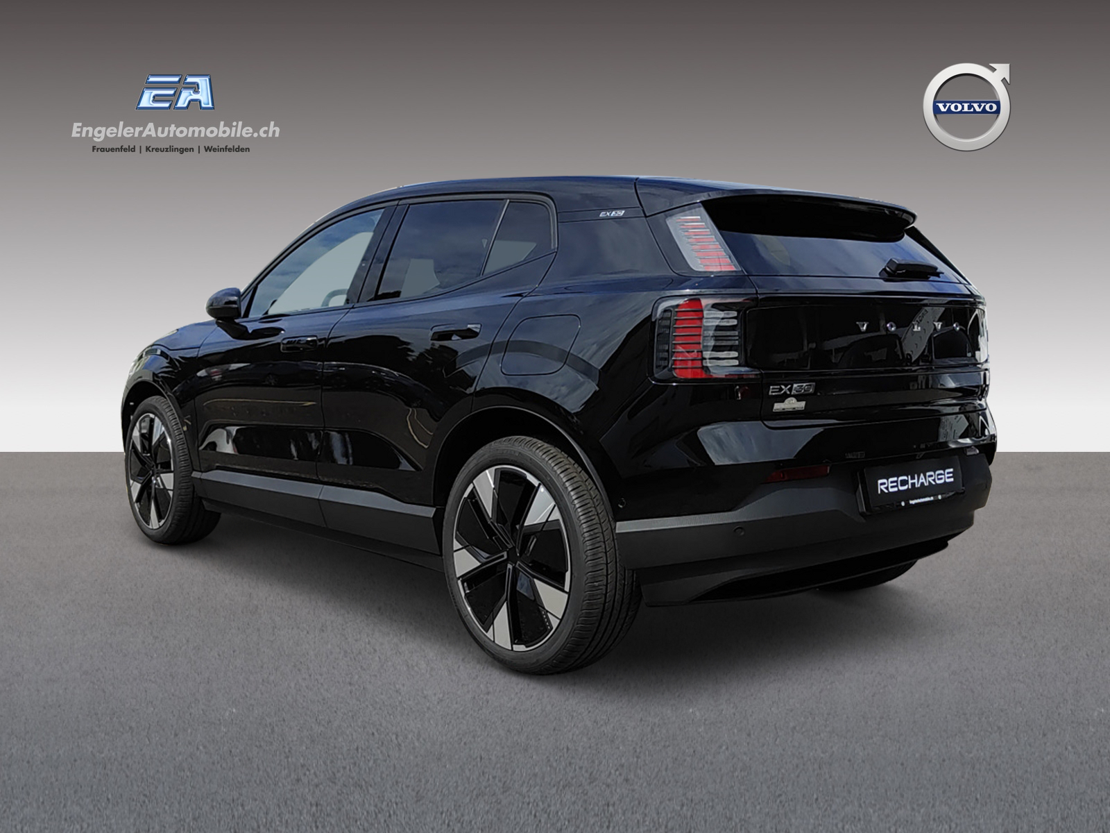 VOLVO EX30 E60 Twin Ultra Performance AWD-image-3
