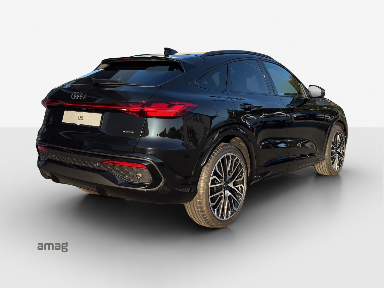 AUDI Q5 Sportback TDI quattro 150 kW S-tronic-image-4