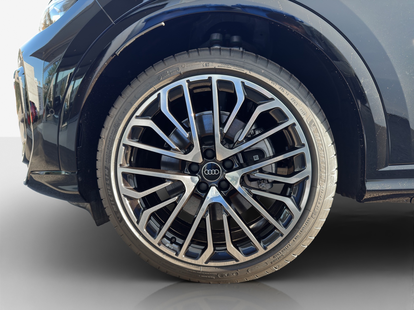 AUDI Q5 Sportback TDI quattro 150 kW S-tronic-image-13