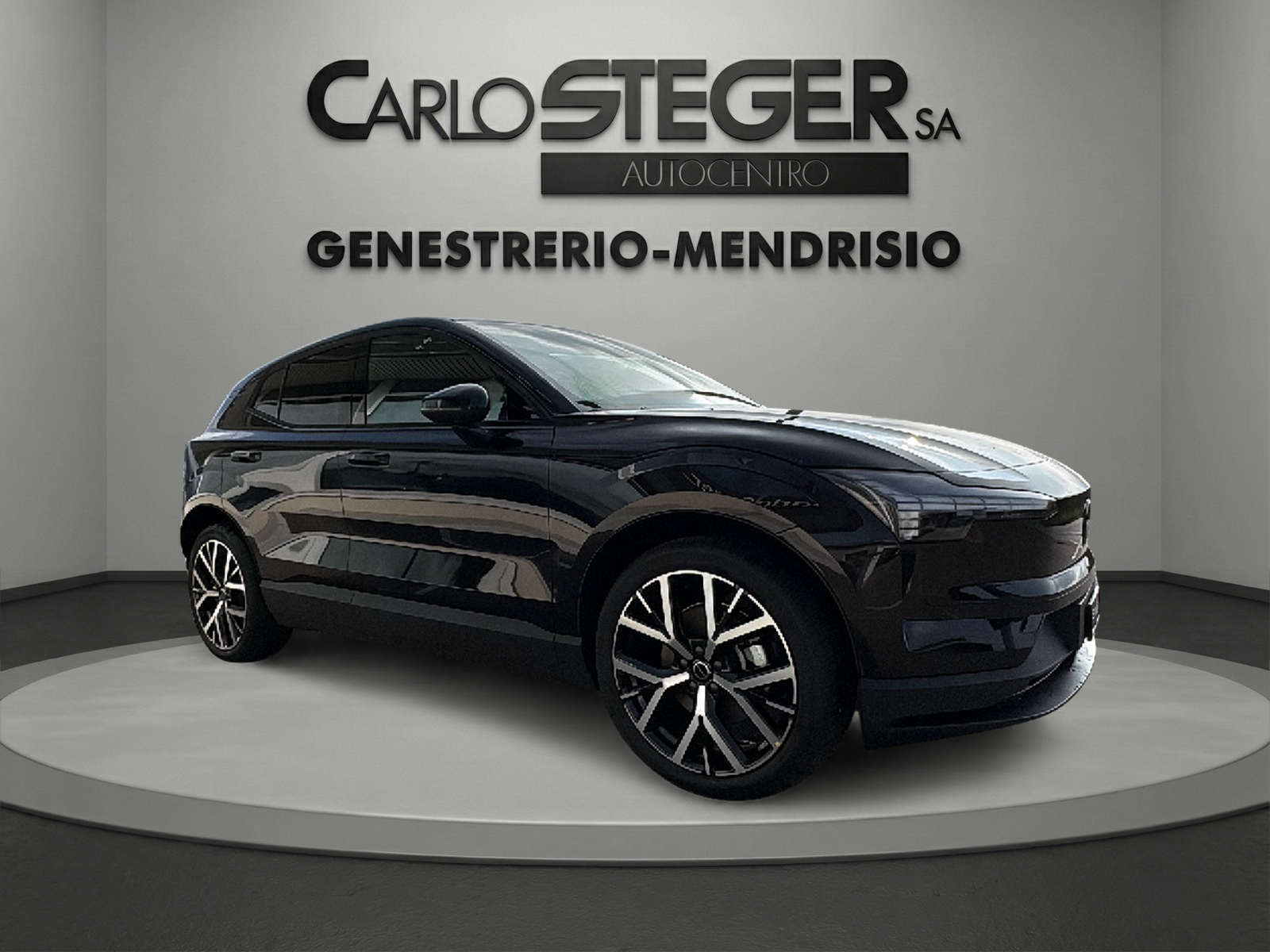 VOLVO EX30 P5 69 kWh Long Range Xcentric Black Edition-image-9