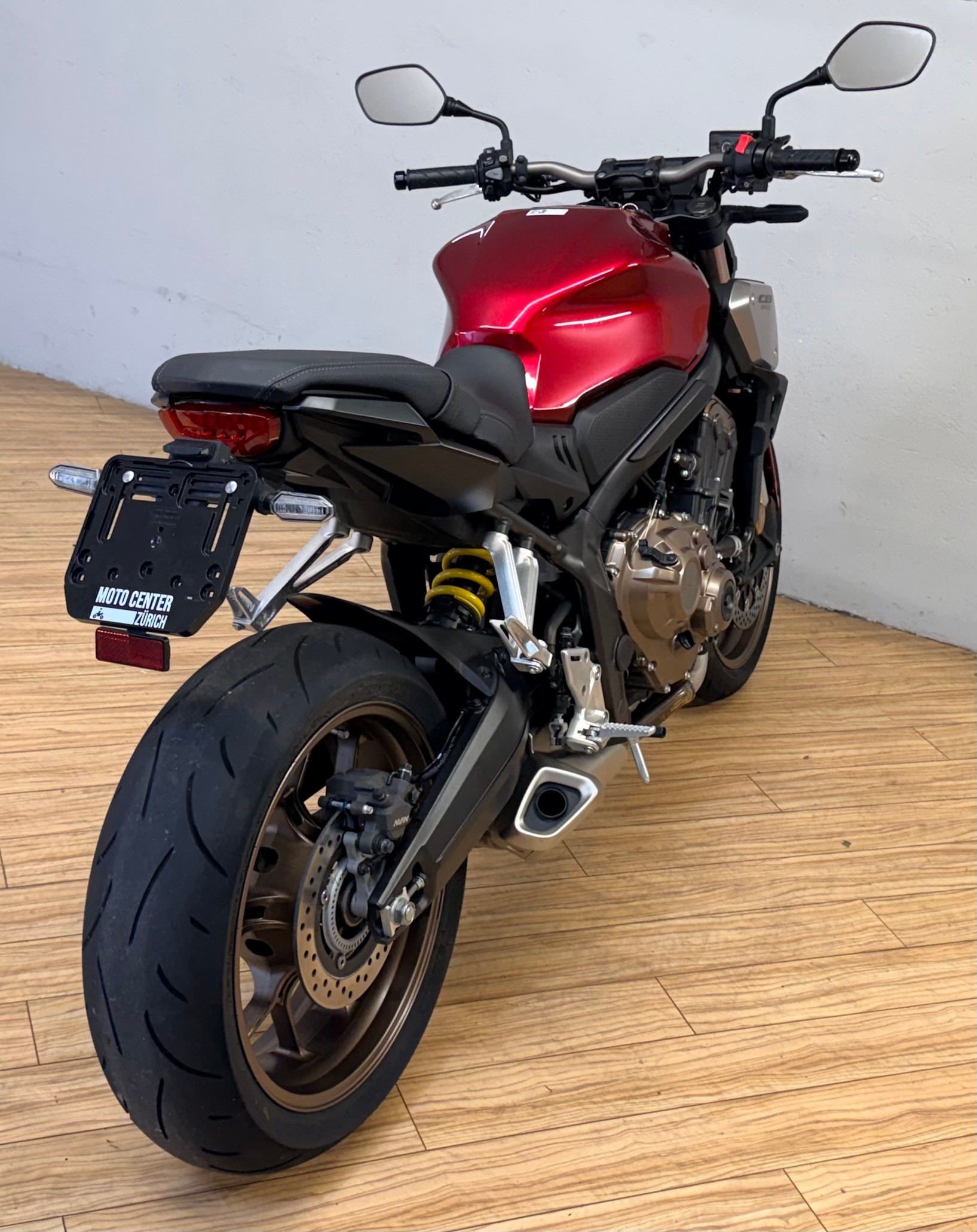HONDA CB 650 R-showroom-element-2