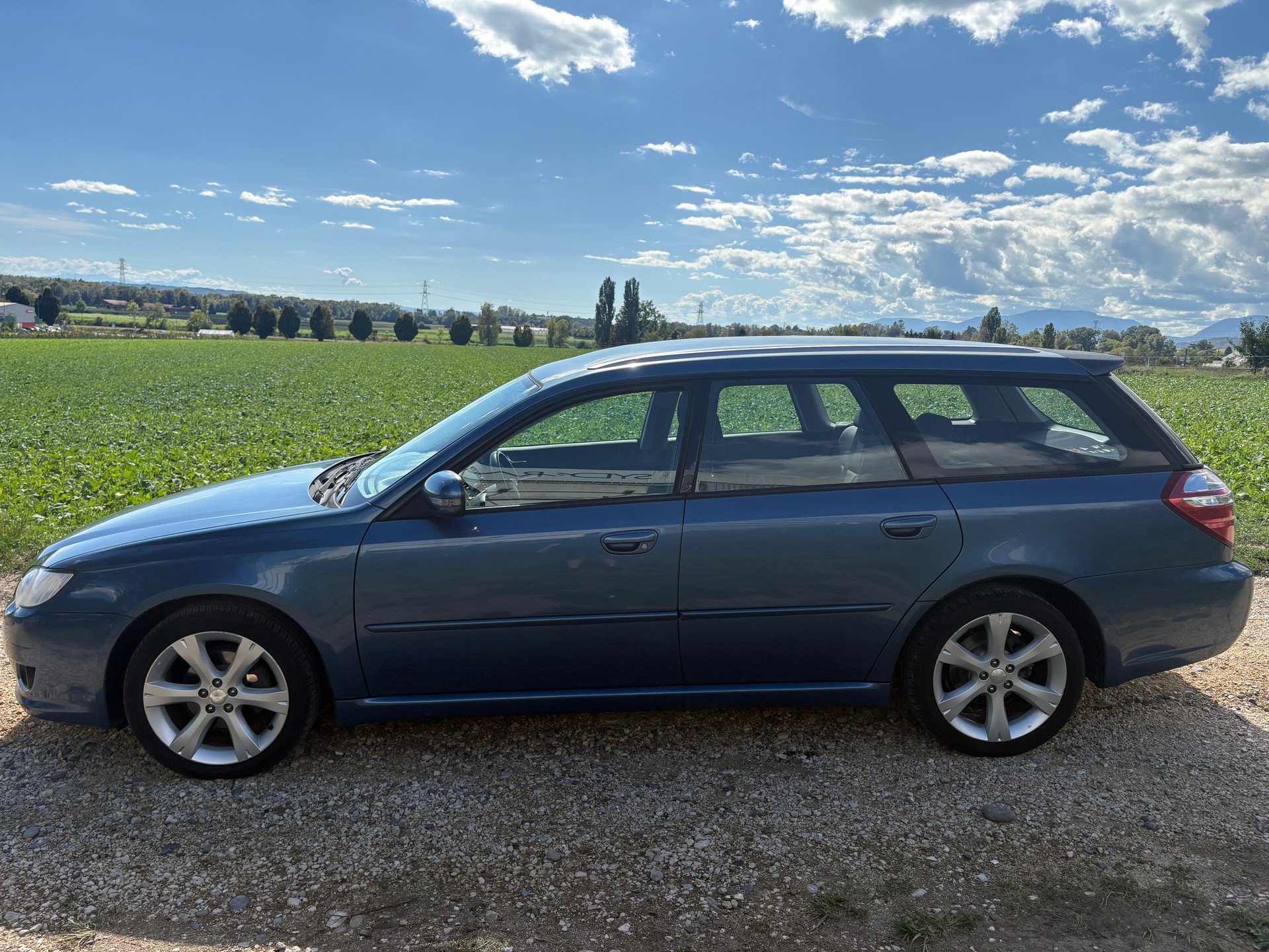 SUBARU LEGACY-image-3