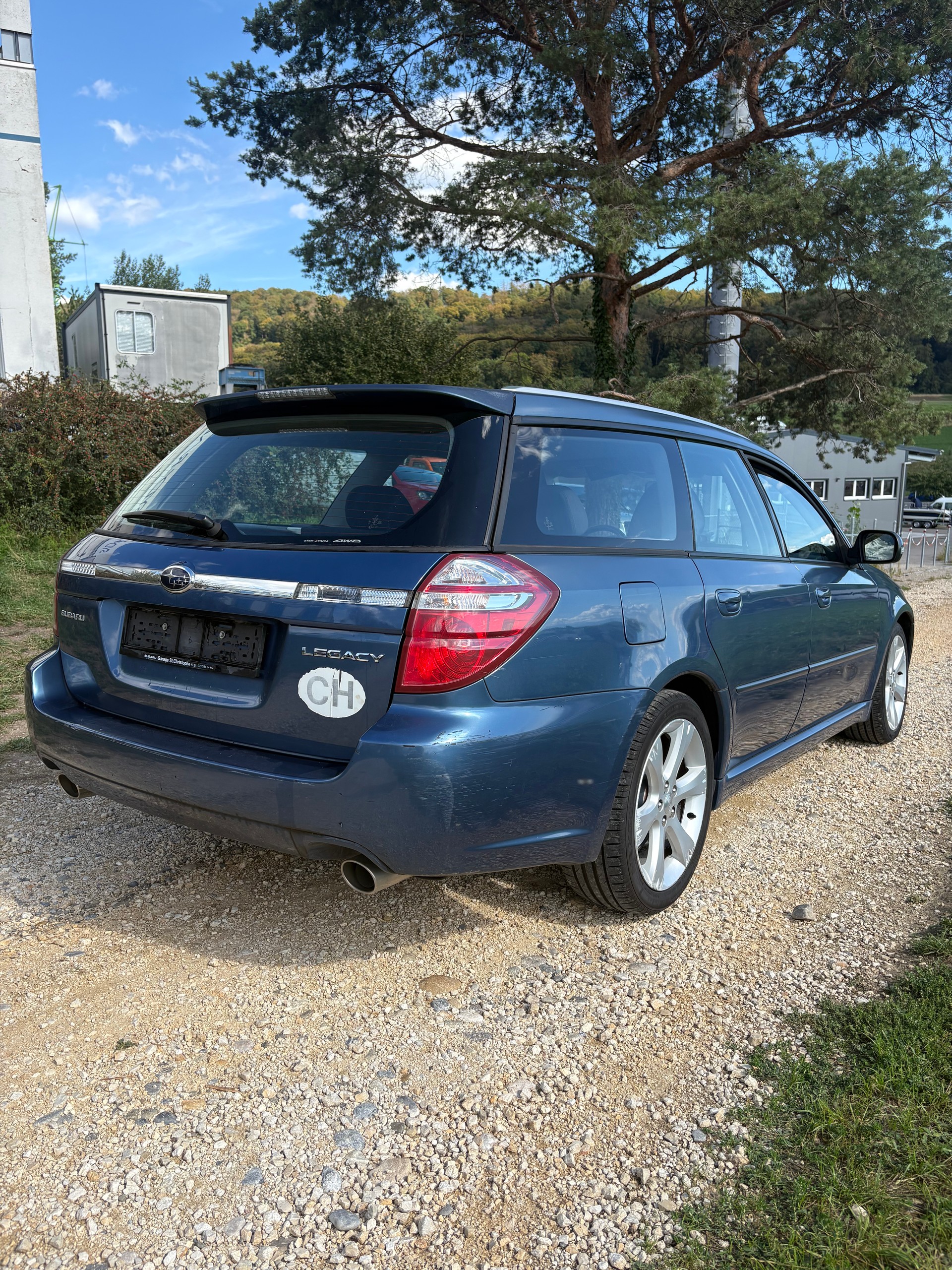 SUBARU LEGACY-image-6